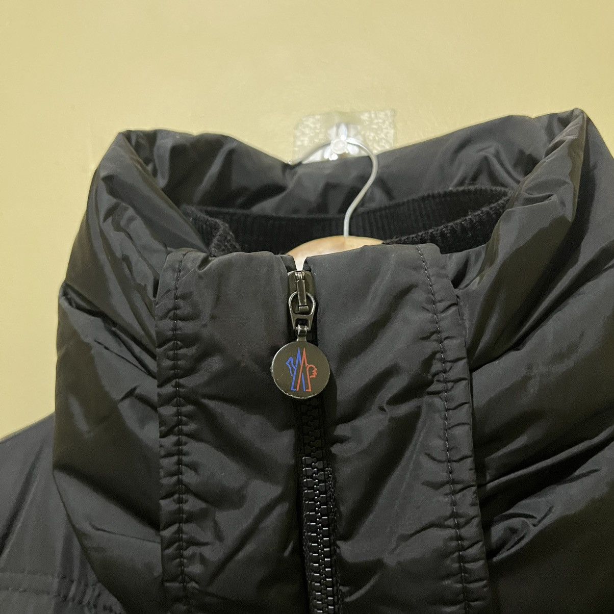 Moncler MONCLER - VOSGES DOUBLE COLLAR DOWN JACKET Size XS / US 0-2 / IT 36-38 - 4 Thumbnail