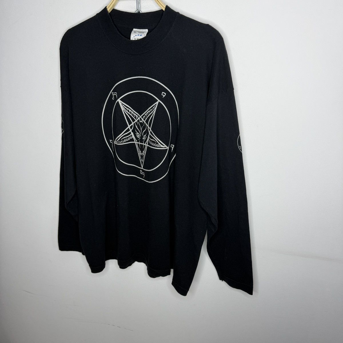 Band Tees Y2K The Satanic Ritual Gothic Metal Tees Longsleeve Size US XL / EU 56 / 4 - 3 Thumbnail