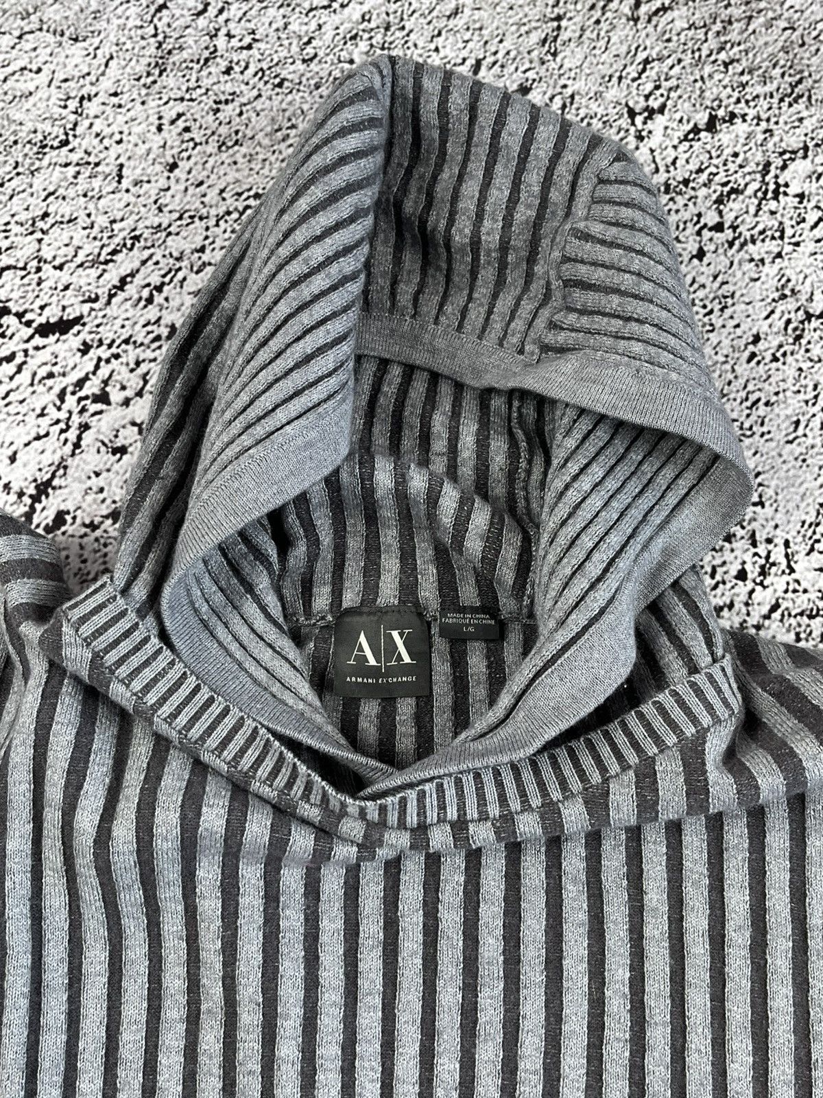 Armani Exchange Vintage Y2K Armani Exchange ribbed gradient hooded sweater L Size L / US 10 / IT 46 - 8 Thumbnail