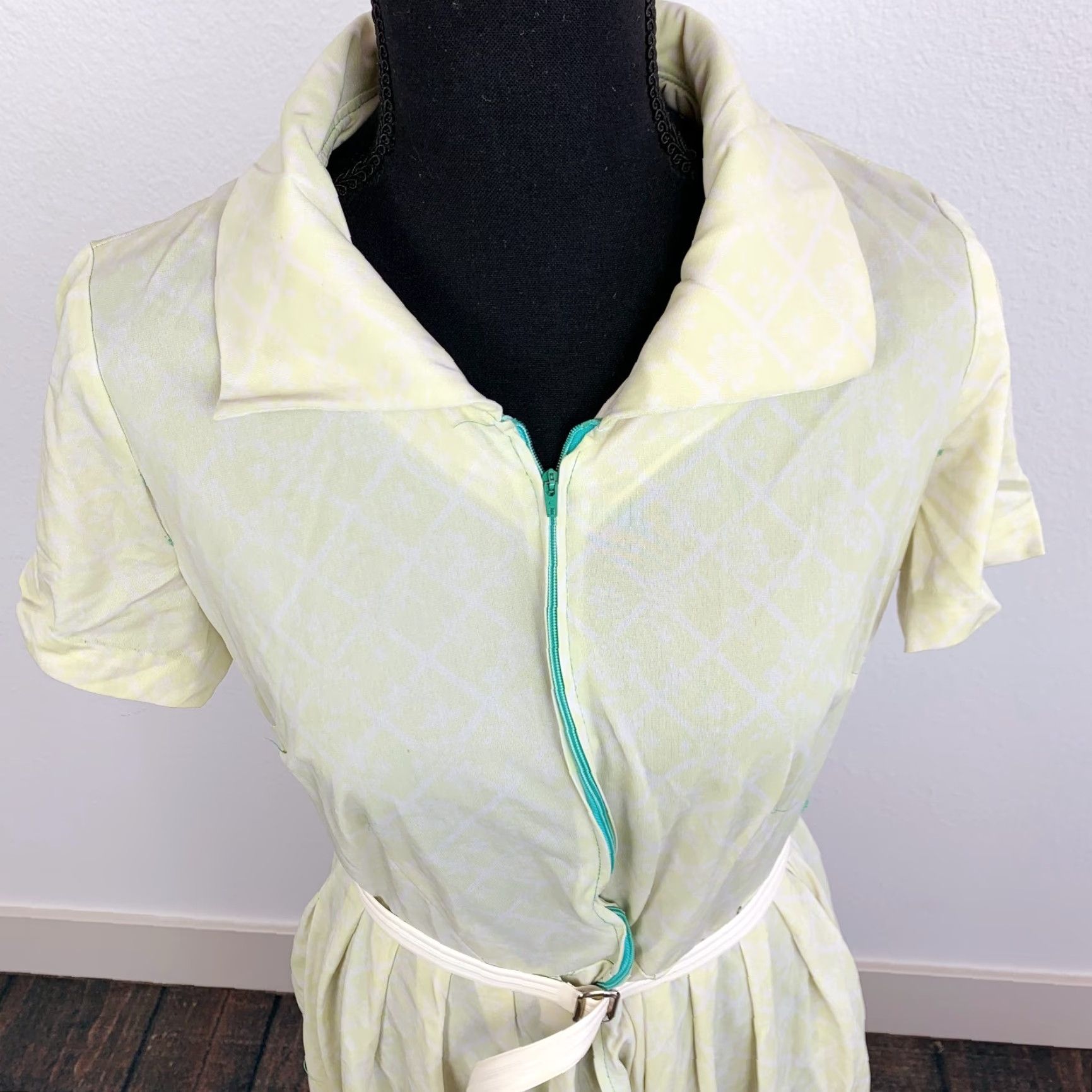 AQUA VINTAGE The Stroller Dress Twe Belt 60s Cutter Yellow Aqua Zipper Size 16.5 Jersey Size XXL / US 16-18 / IT 52-54 - 2 Thumbnail