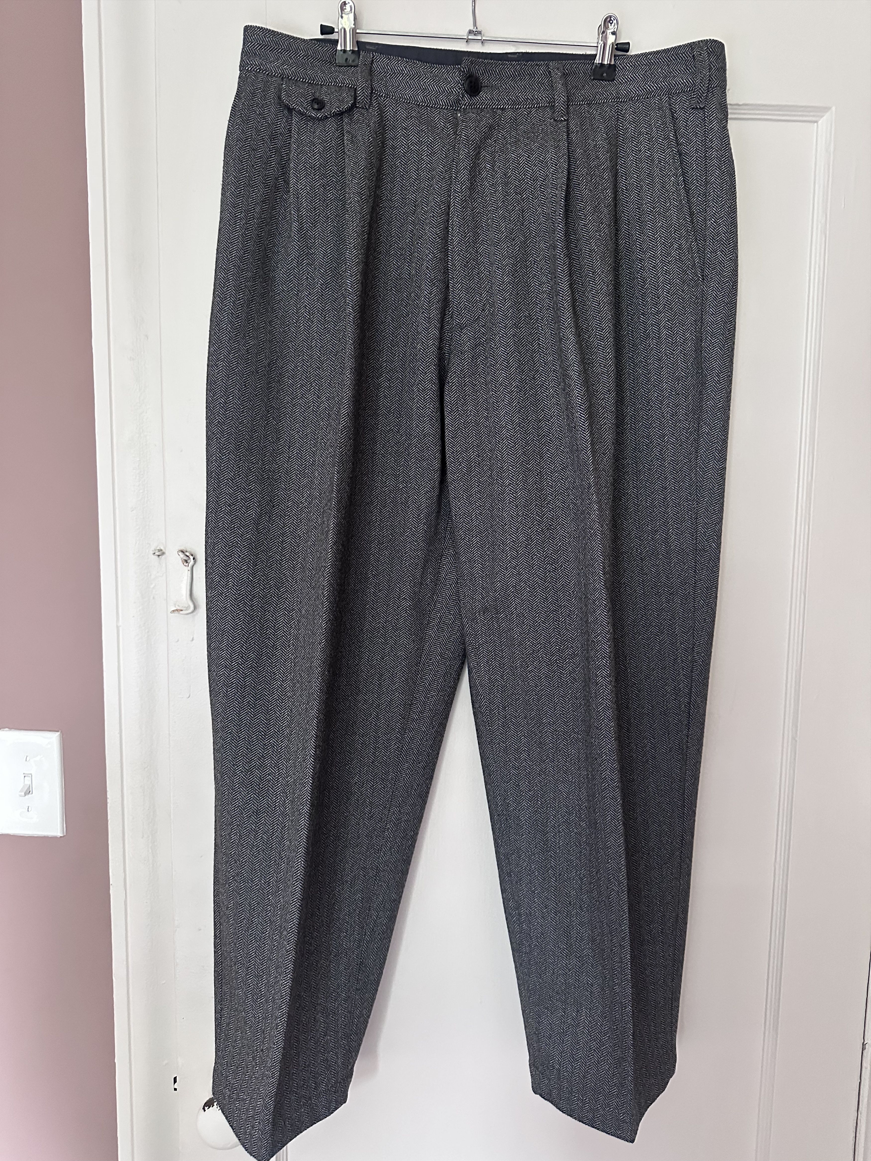 Pherrow's Pherrow's Wool Tailored Black Herringbone Suit Size 44R - 8 Thumbnail
