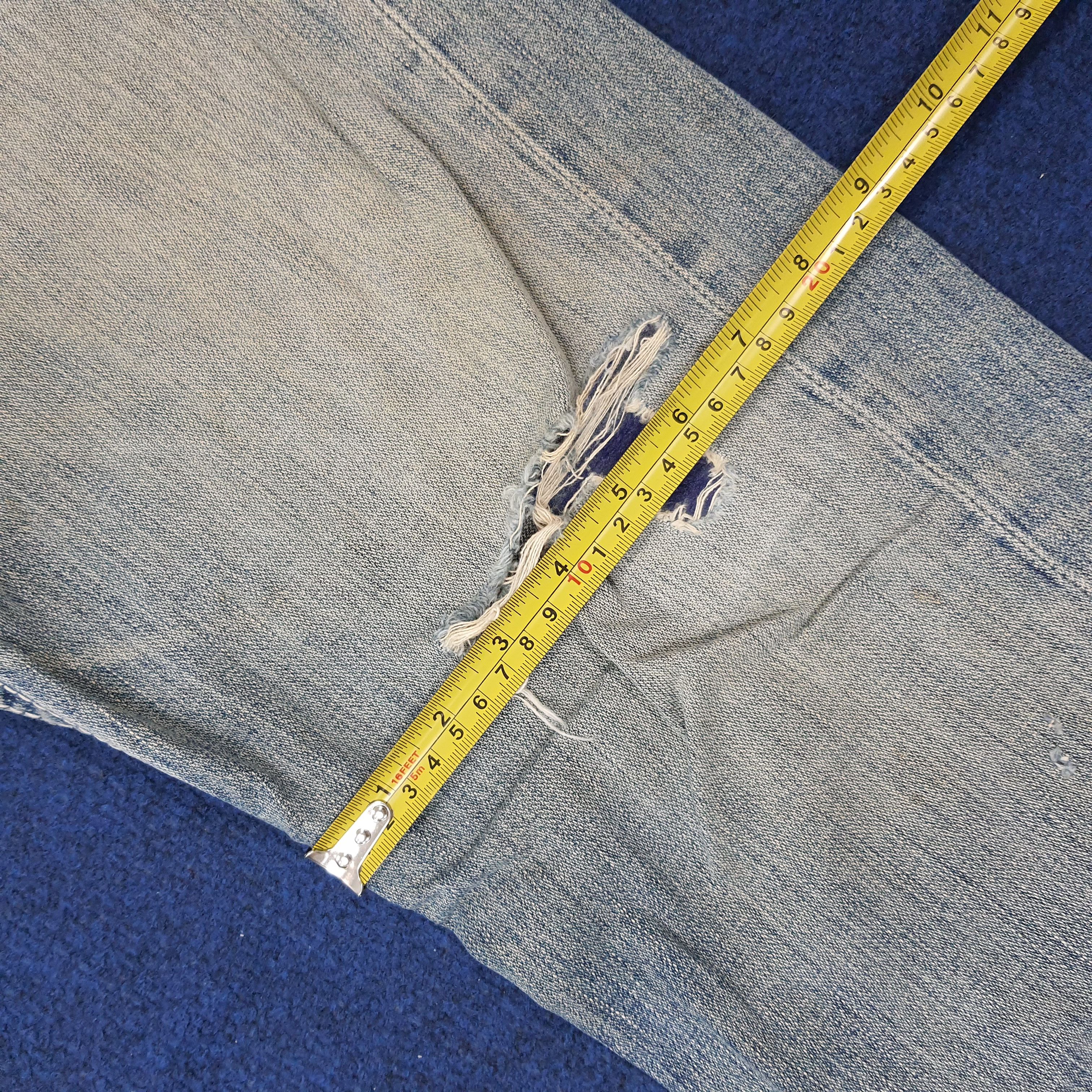 True Religion Vintage True Religion Marco Big T Distressed Jeans C272N13 Size US 33 - 16 Thumbnail