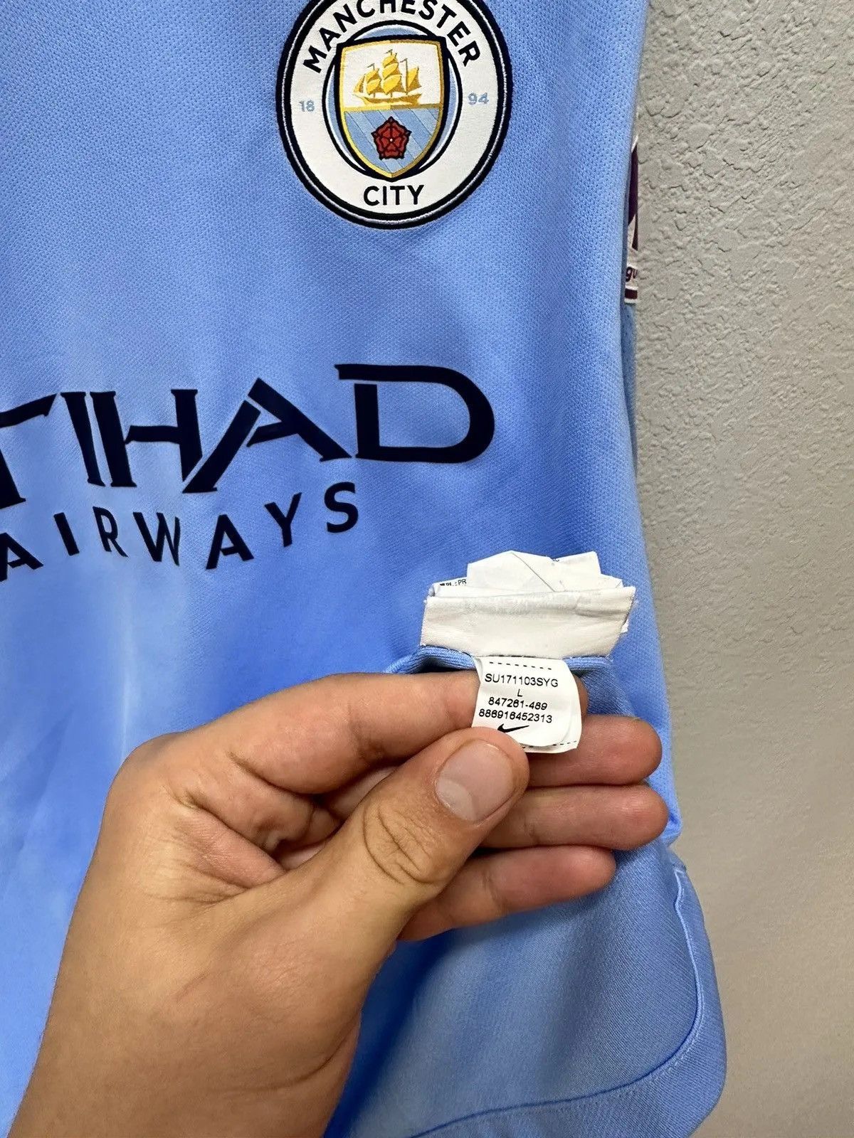 Vintage Vintage Nike Manchester City Sterling 2017 suits blockcore Size US L / EU 52-54 / 3 - 9 Thumbnail