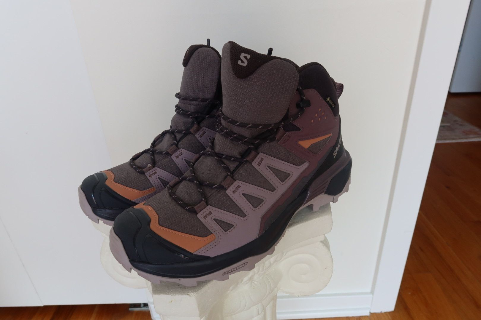 Salomon Salomon X Ultra 360 Mid Gore-Tex Size US 10 / IT 40 - 1 Thumbnail