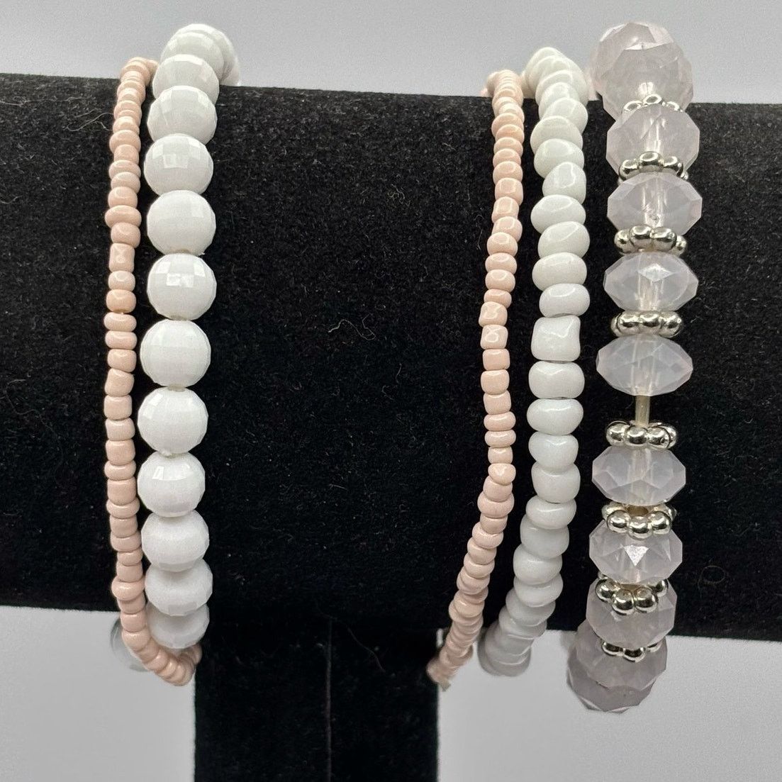 Other White & Pink Beaded Bracelet Bundle Size ONE SIZE - 2 Thumbnail