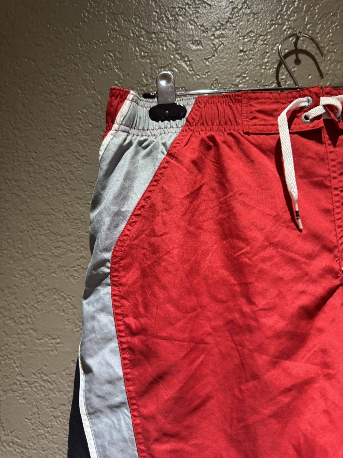 Nike Vintage Nike Swim Trunks Small 30 Red Silver Black Surf m Size US 30 / EU 46 - 2 Thumbnail