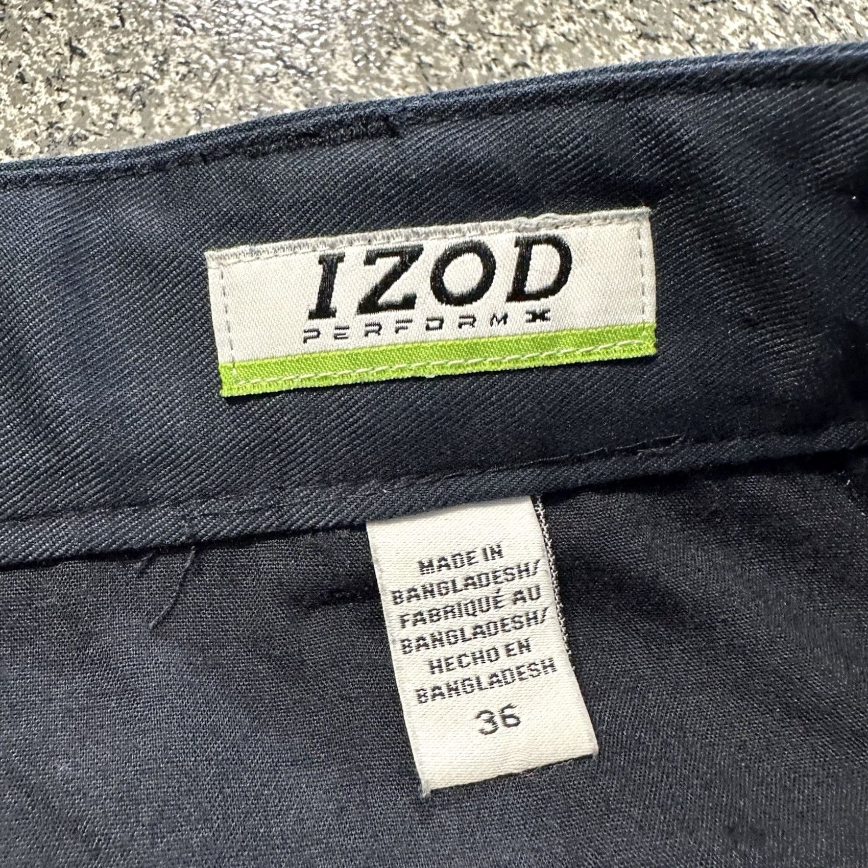 Izod IZOD Mens 36 Pleated Chino Shorts Navy Blue PerformX 9” Casual Golf Casual Size US 36 / EU 52 - 2 Thumbnail