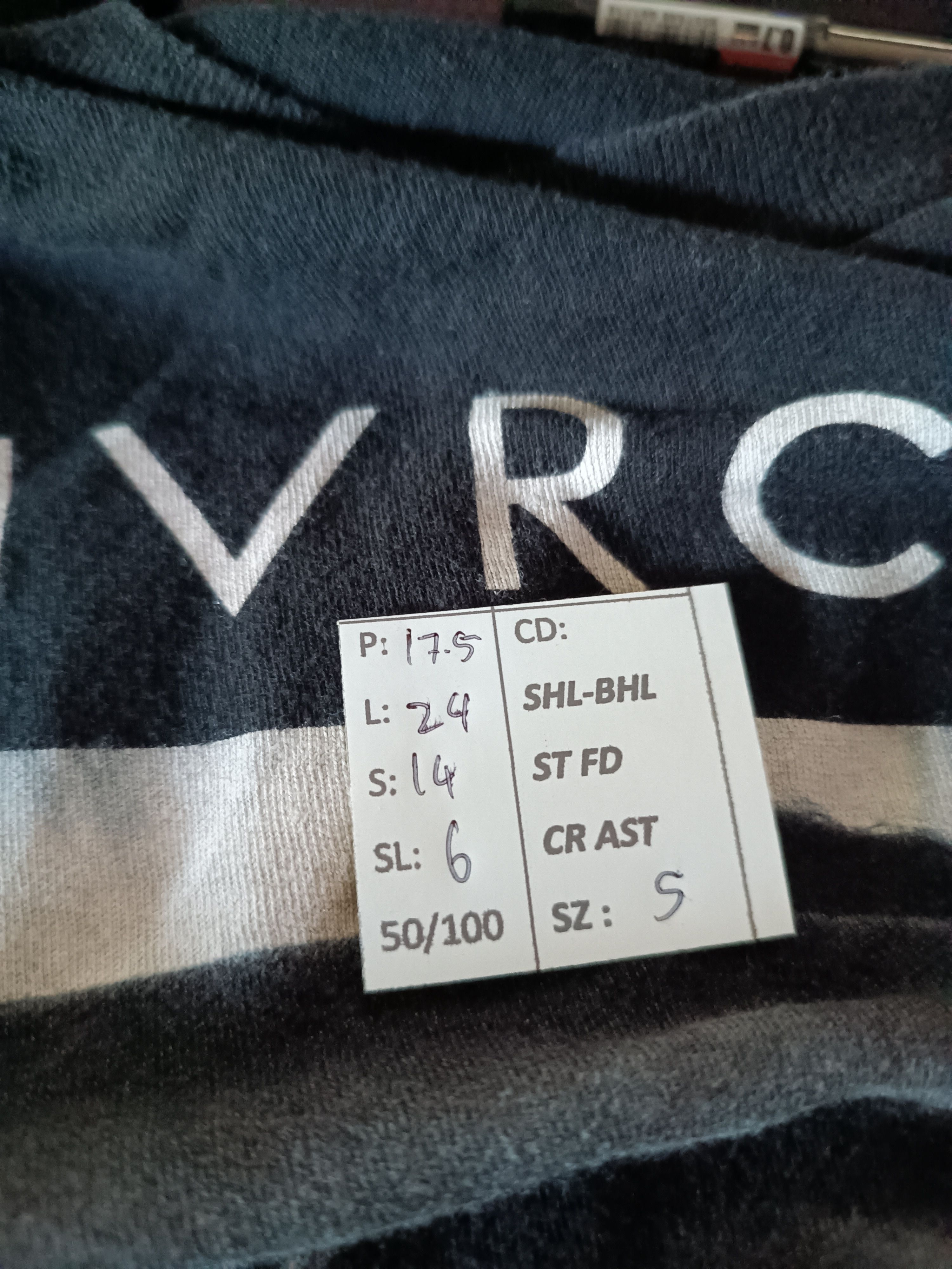 Band Tees VINTAGE CHVRCHES SYNTH POP alvvays pvris 1975 Size US S / EU 44-46 / 1 - 12 Thumbnail