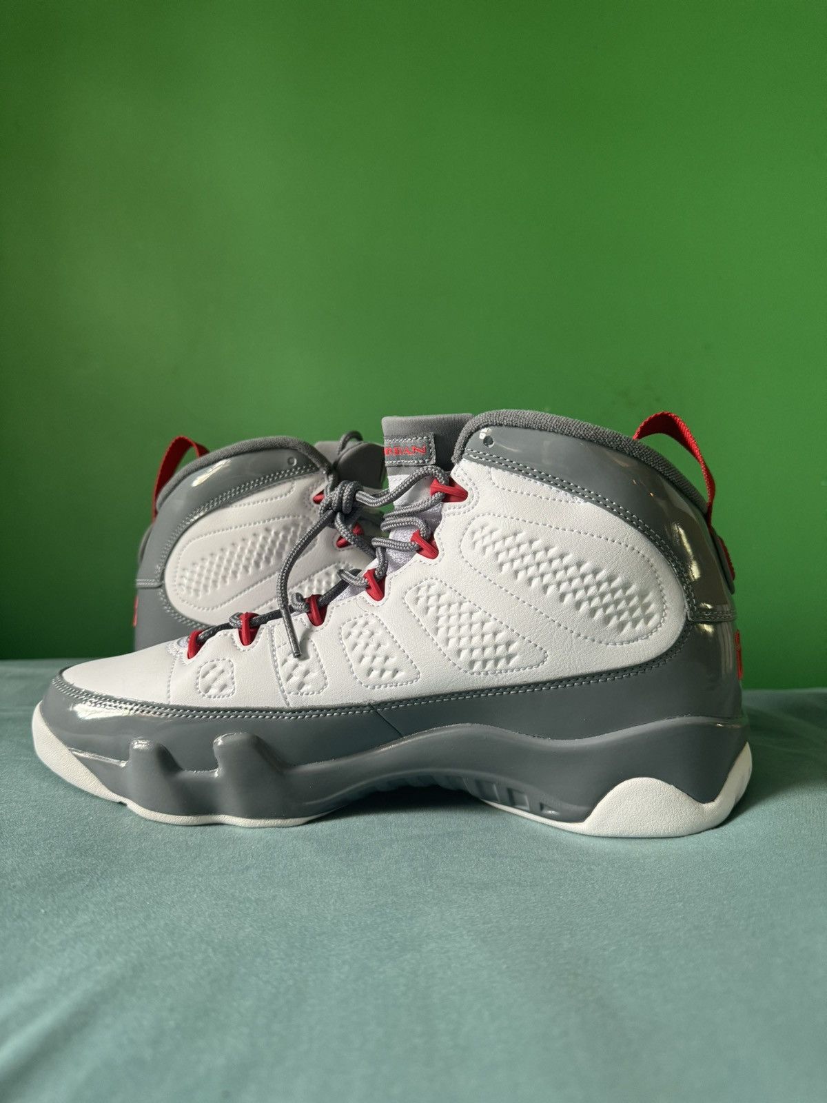Jordan Brand Nike Air Jordan 9 Fire Red 2022 Size US 11 / EU 44 - 2 Thumbnail