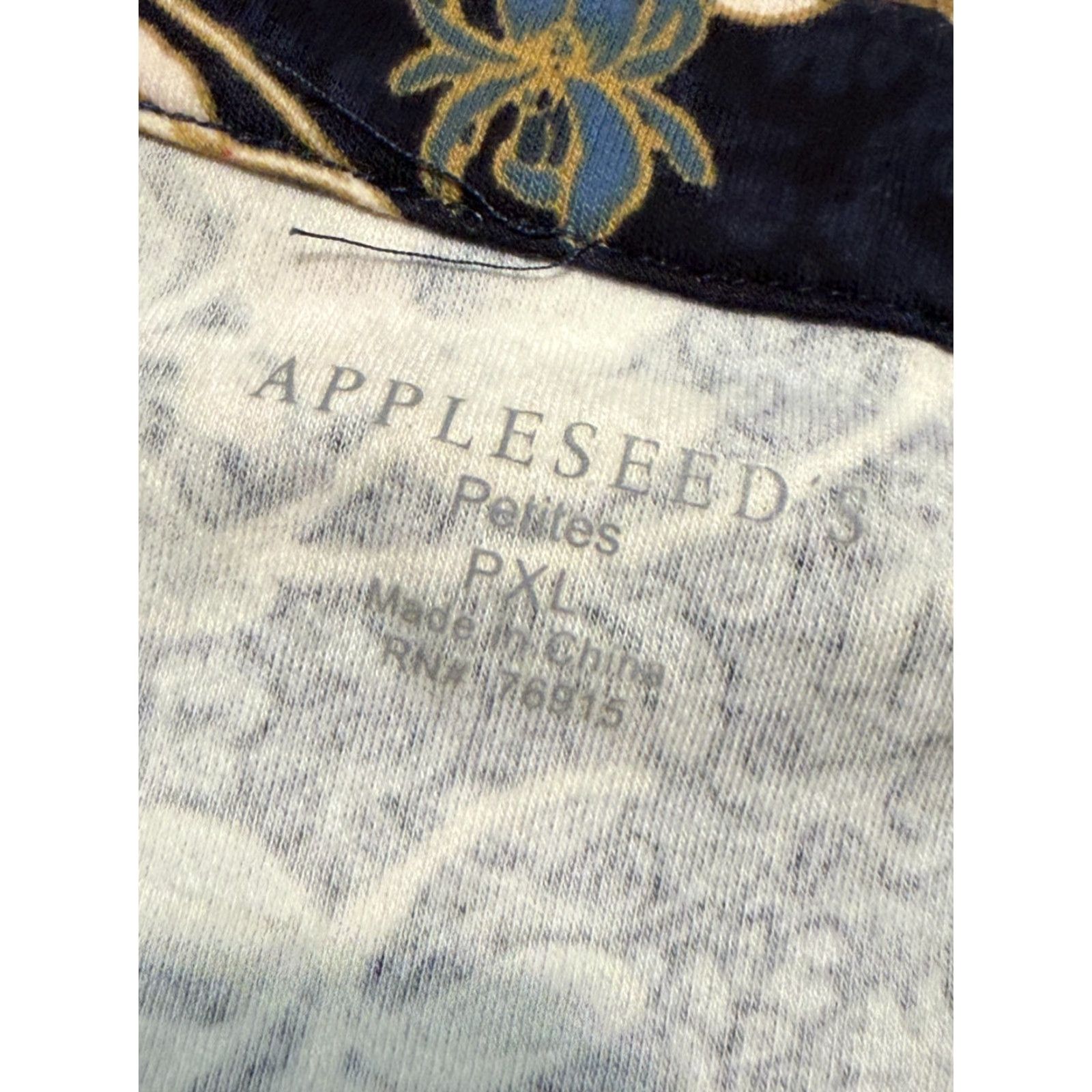 Vintage **Women's Gold Appleseeds Blue Red White XL Long Sleeve Button-Up Shirt** User: Women's Gold Appleseeds Blue Red White XL Long Sleeve Button-Up Shirt Size XL / US 12-14 / IT 48-50 - 5 Thumbnail