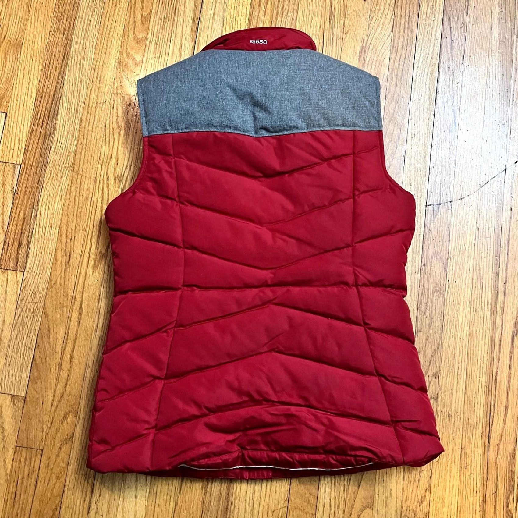 Eddie Bauer Eddie Bauer Vest Womens XS Fur Lined Down Puffer EB 650 Red Outdoor Vest Womens XS Fur Lined Down Puffer EB 650 Red Outdoor Size XS / US 0-2 / IT 36-38 - 3 Thumbnail