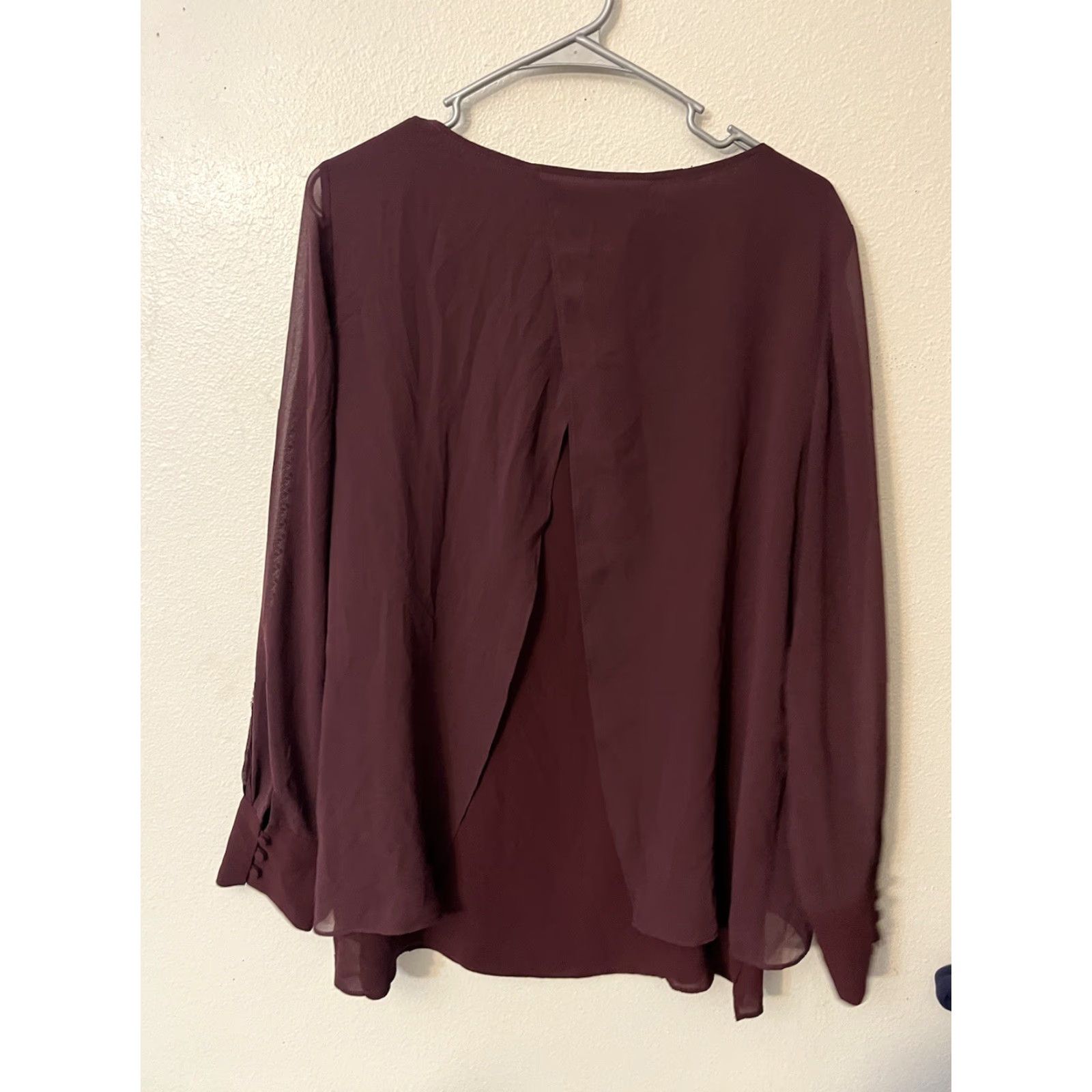 White House Black Market Womans White House Black Market Blouse 16 Maroon Long Sleeve Womens EUC WHBM Size XXL / US 16-18 / IT 52-54 - 3 Thumbnail