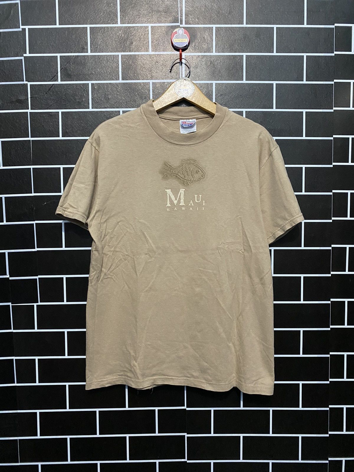 Hanes Maui hawaii hanes beefy tshirt Size US M / EU 48-50 / 2 - 1 Thumbnail