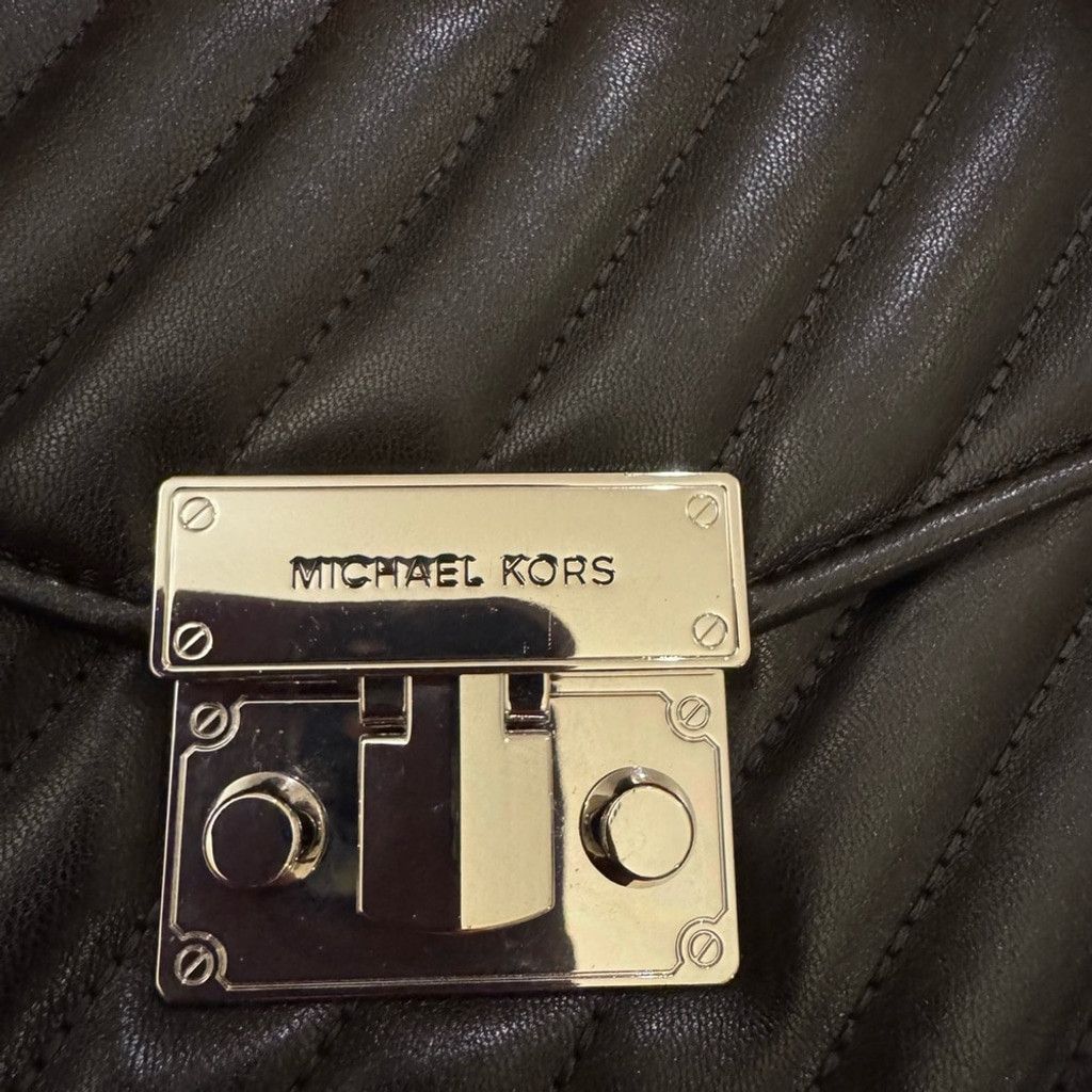 Michael Kors Michael Kors Quilted Black Crossbody Bag Size ONE SIZE - 3 Thumbnail