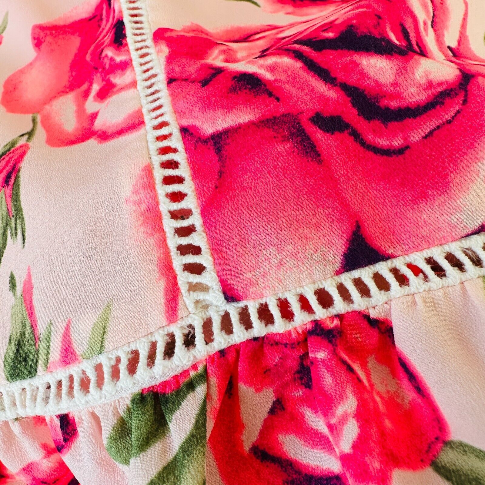 Other May & July Hot Pink & Green Floral Short Sleeve Crop Blouse Size S / US 4 / IT 40 - 7 Thumbnail