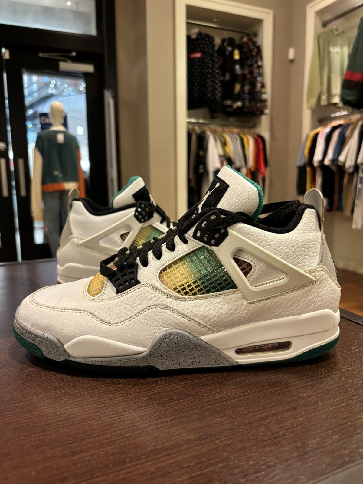 Jordan Retro Lucid Green Rasta (Women's)