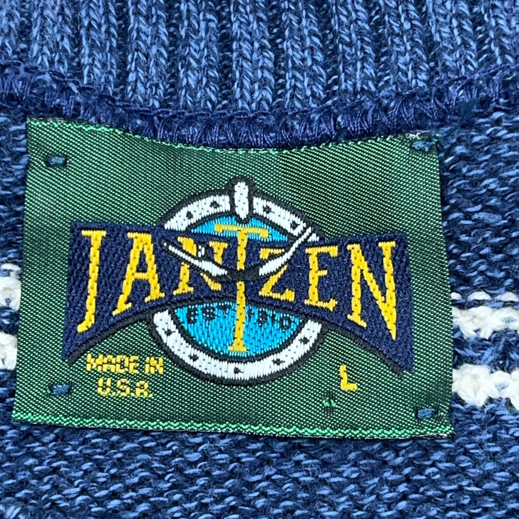 Jantzen VINTAGE Jantzen Sweater Men L Blue Crew Neck Heavy Knit Textured 80s 90s Cosby USA Grunge Streetwear Golf Mens Size US L / EU 52-54 / 3 - 4 Thumbnail