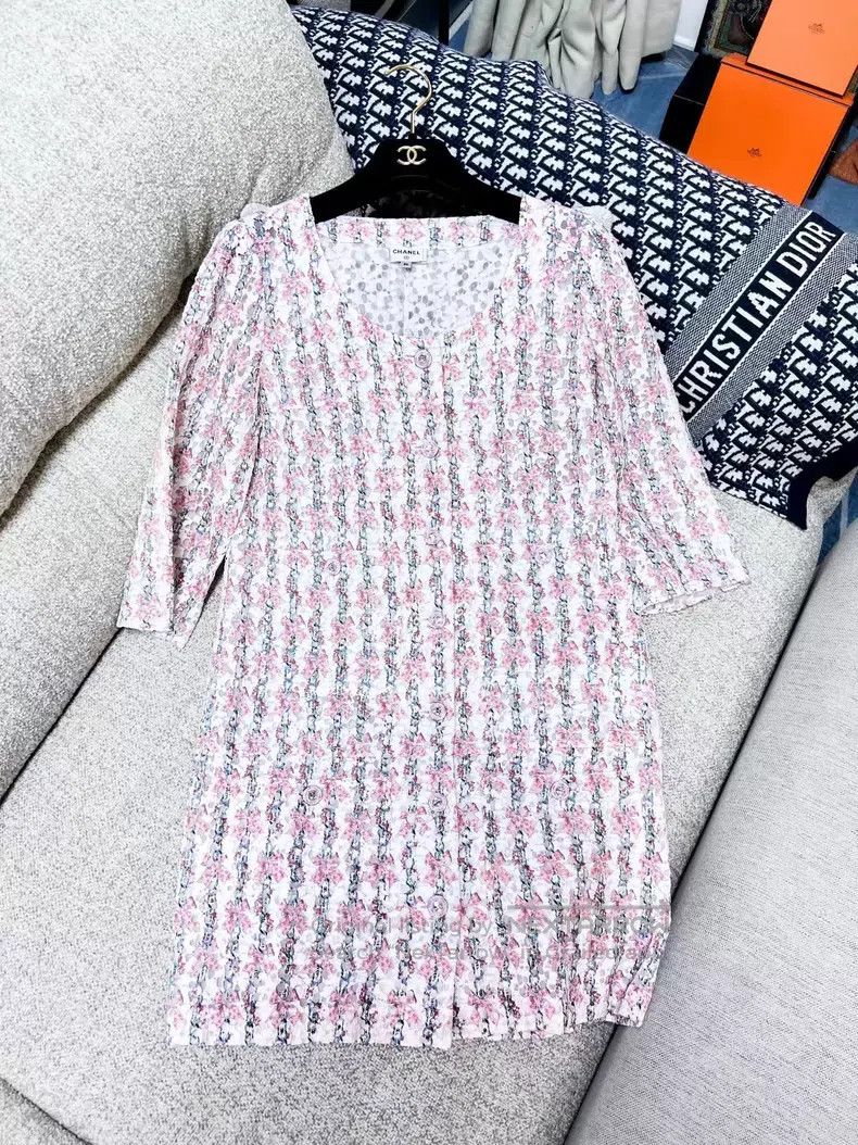 Chanel Chanel 23C early spring vacation pink and white color bloc Size XS / US 0-2 / IT 36-38 - 3 Thumbnail