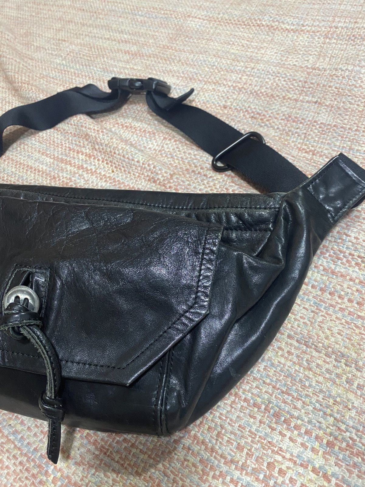 Japanese Brand Vintage Indeed Japan pewter leather pouch bag Size ONE SIZE - 3 Thumbnail