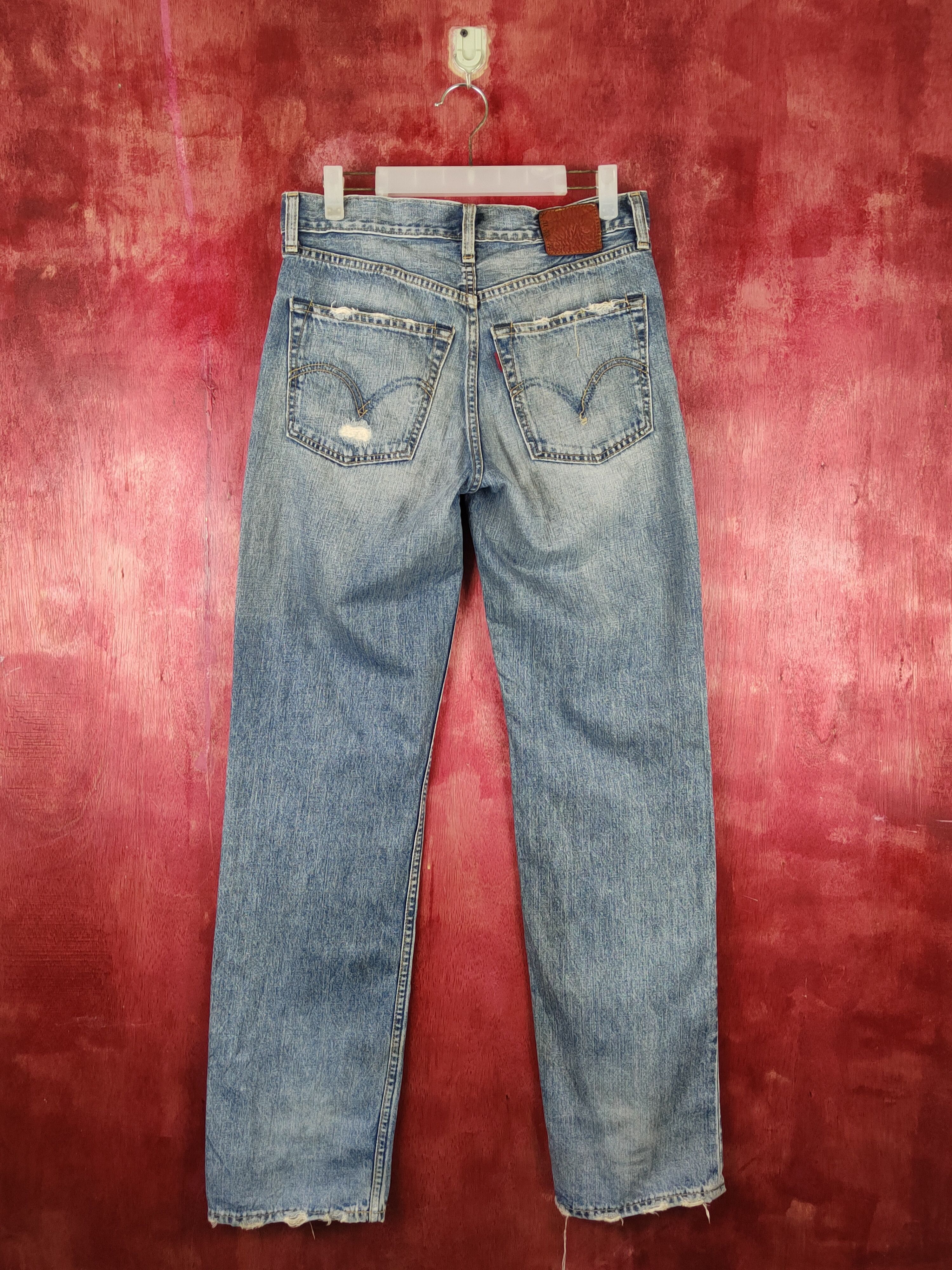 Levi's 502 Levi's Blue Distressed Ripped Jeans #S1639 Size US 31 - 7 Thumbnail