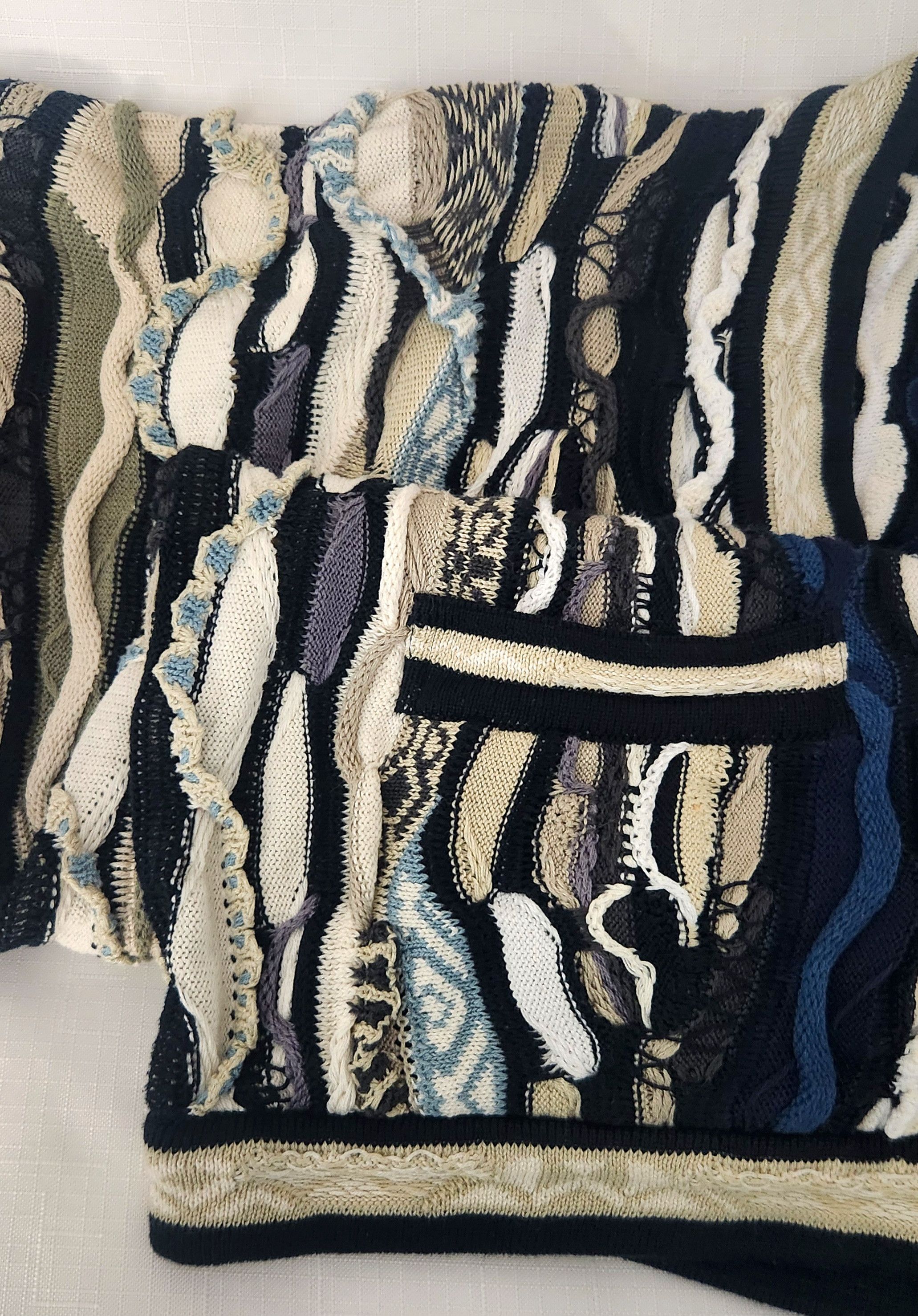 Coogi × Vintage Coogi Australia Cardigan Sweater Rare Vintage 3D dimensional Size US M / EU 48-50 / 2 - 13 Thumbnail