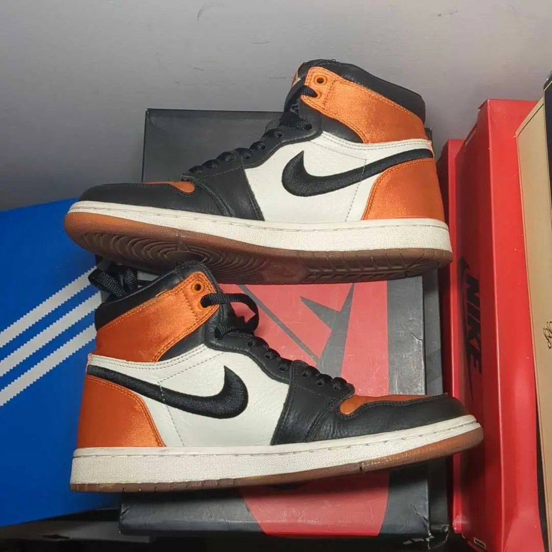 Jordan Brand Air Jordan 1 High Satin Shattered AV3725010 Size 7 Size US 7 / IT 37 - 3 Thumbnail