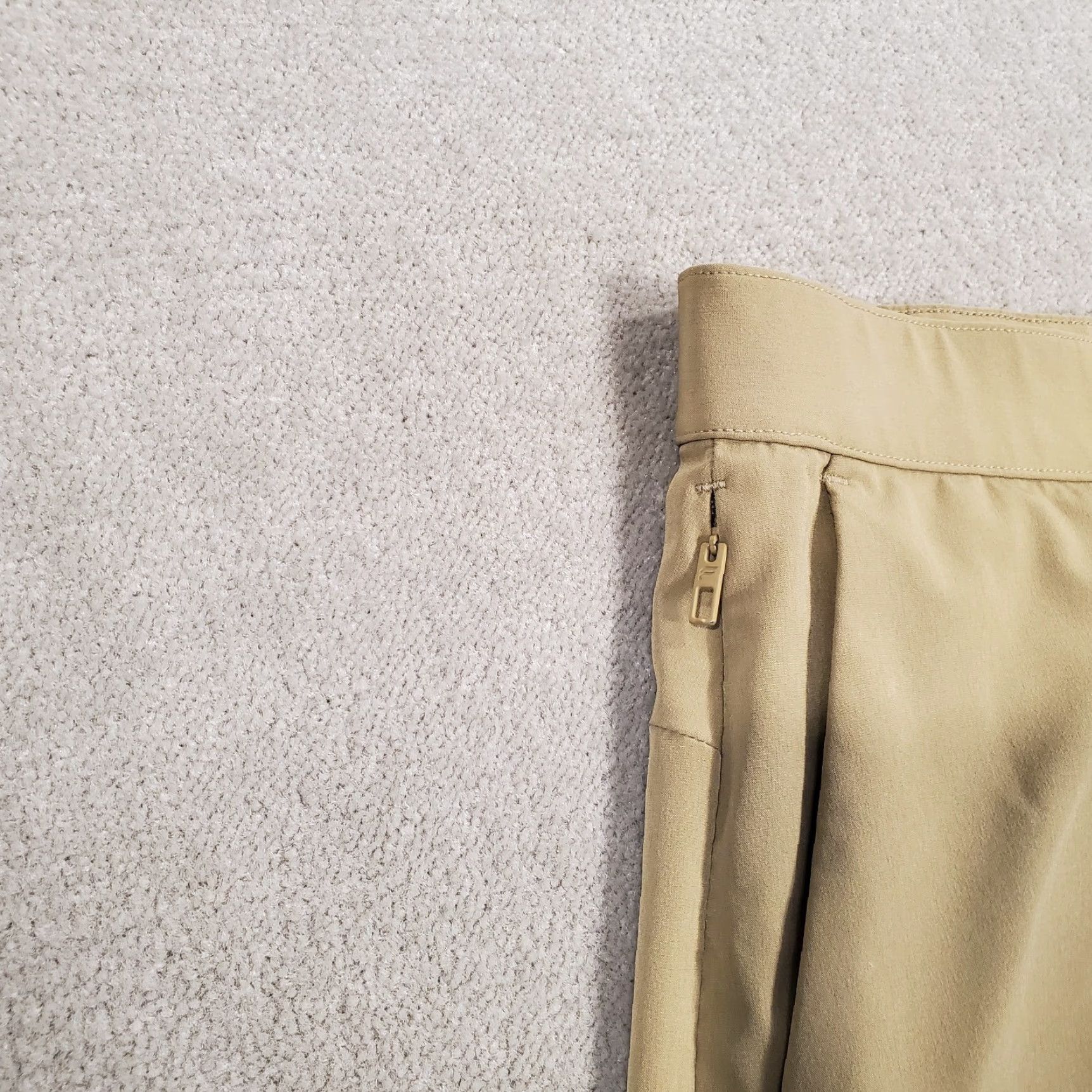 Fabletics Fabletics Shorts Mens 33 Beige Chinos Performance Lightweight Solid Logo active outdoor casual sport mens size 33 beige logo pockets regular fit Size US 33 - 3 Thumbnail