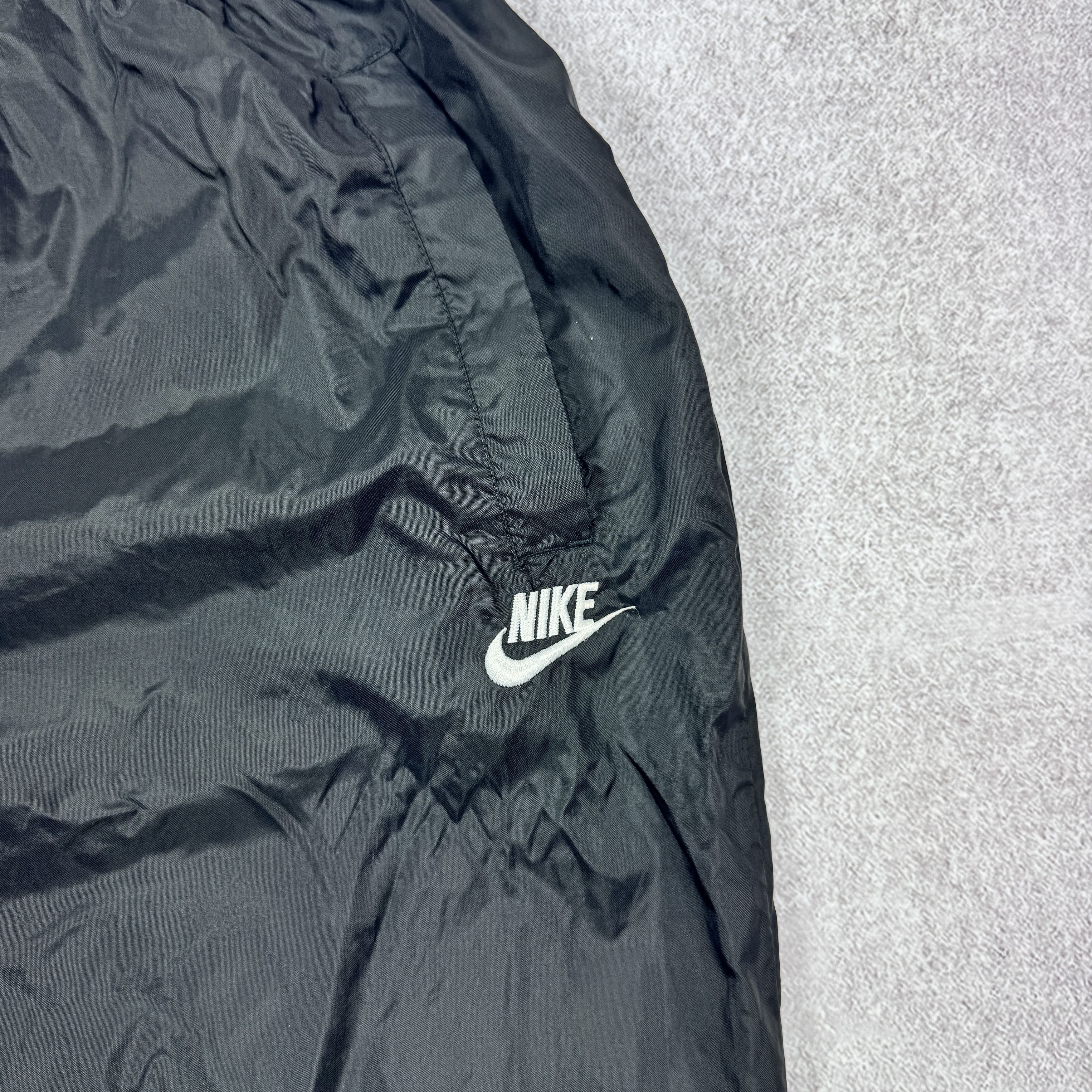 Nike × Vintage VINTAGE NIKE NYLON TRACK PANTS SWEATPANTS Size US 36 / EU 52 - 6 Thumbnail
