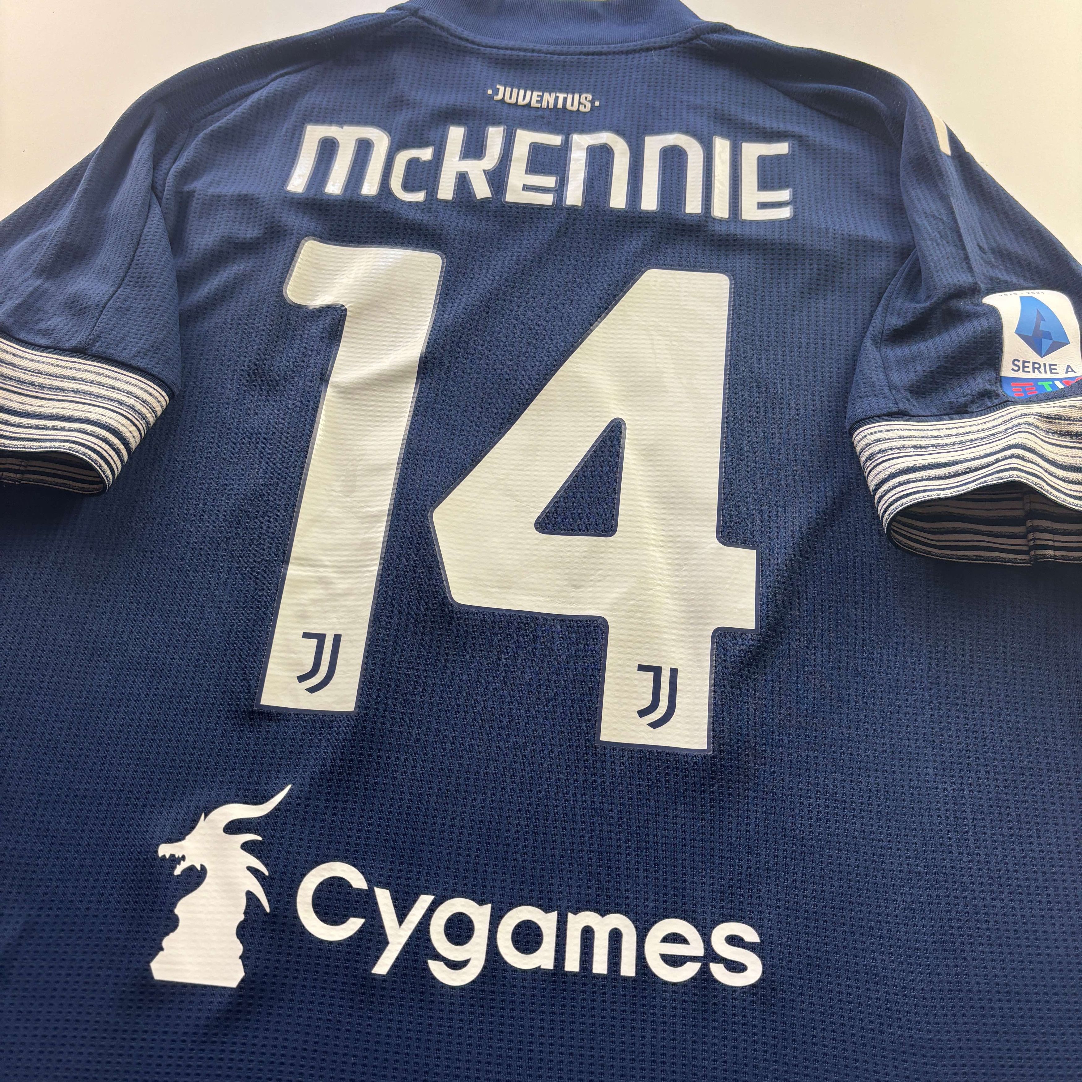 Adidas Juventus 2020-21 Adidas away McKennie football jersey size 7 Size US M / EU 48-50 / 2 - 12 Thumbnail