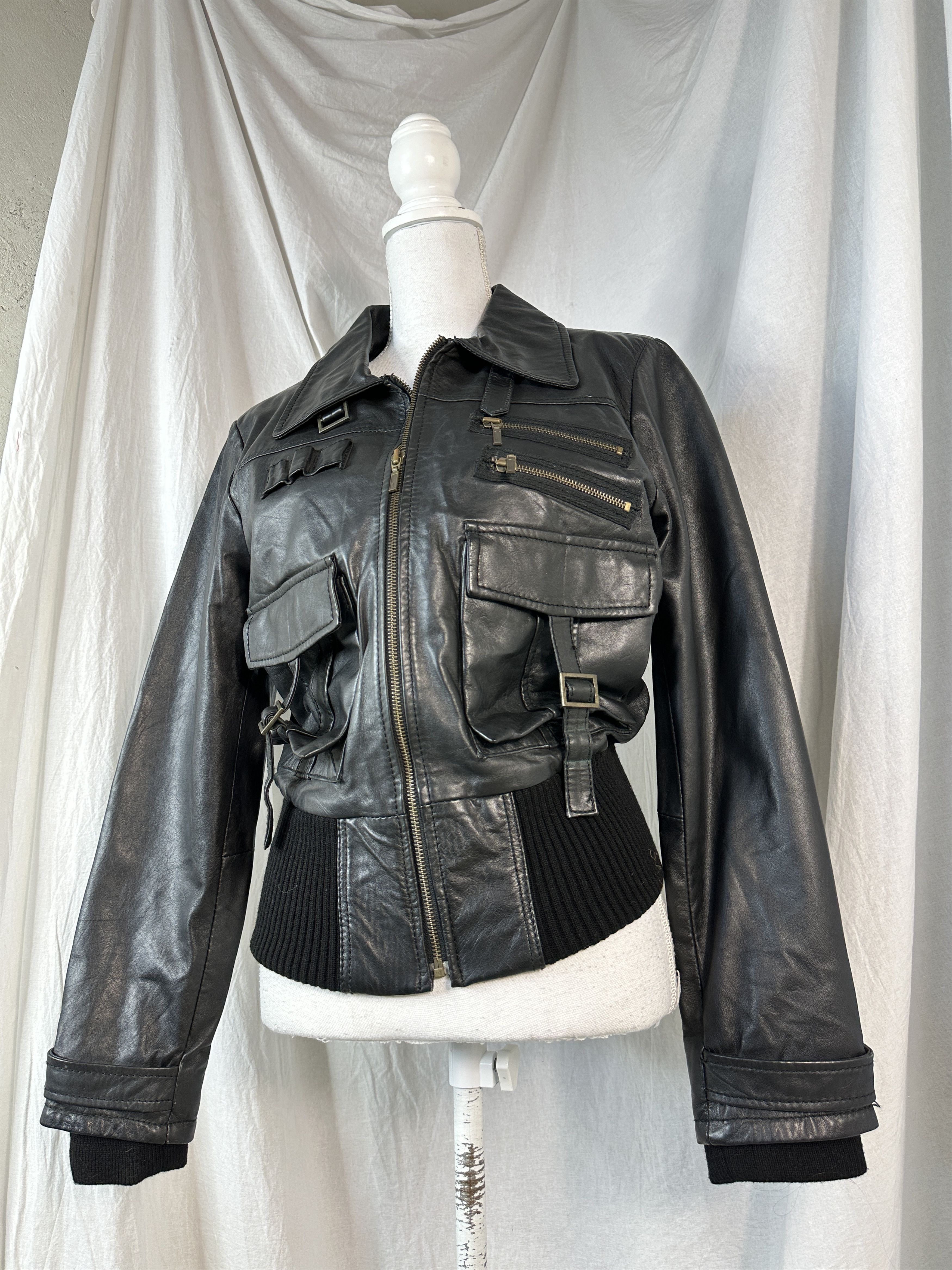 Vintage Vintage Avant Garde Moto Big Collar Leather Jacket Size US S / EU 44-46 / 1 - 4 Thumbnail