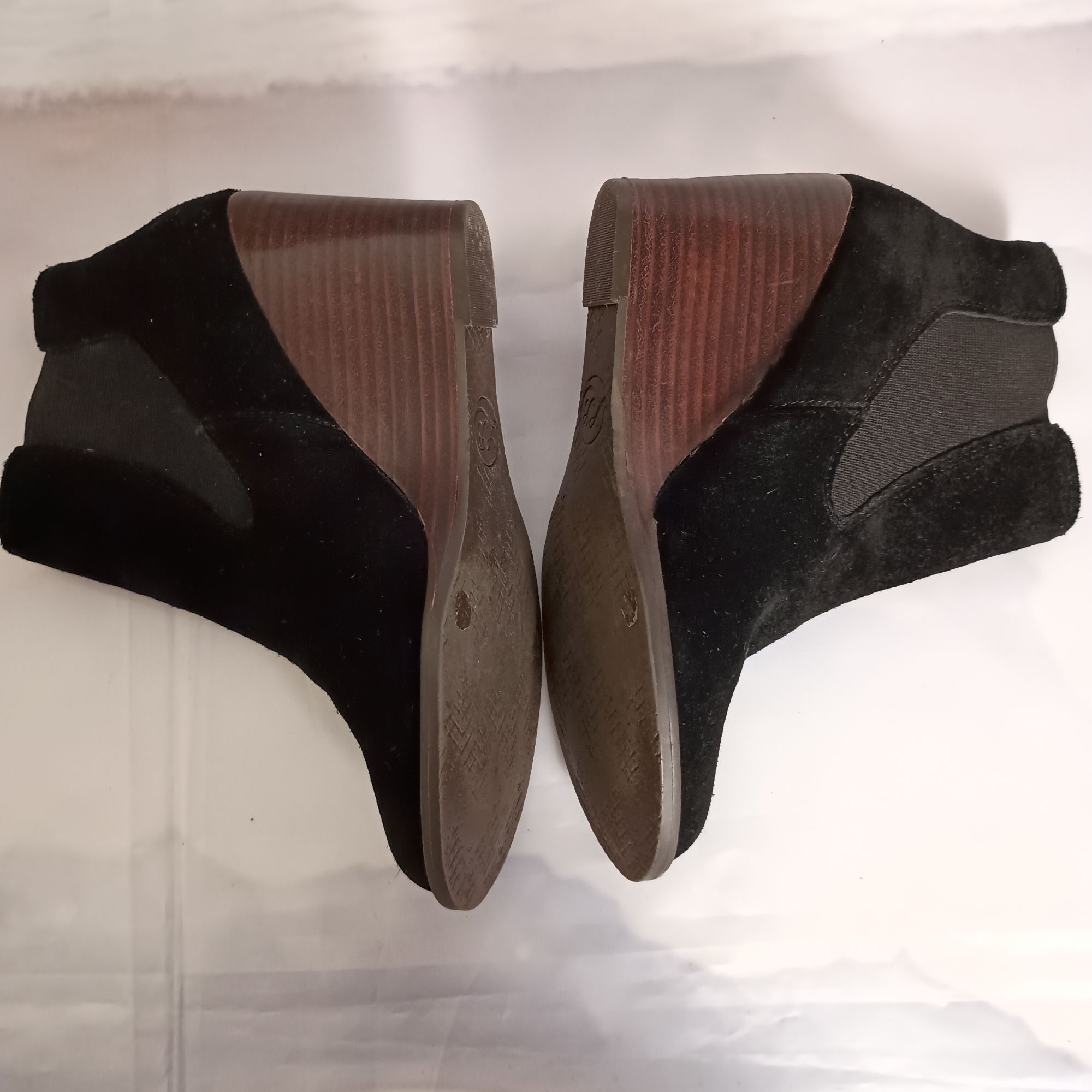 Lucky Brand Lucky Brand Yamka Black Suede Wedge Booties Women’s Size 7 G Size US 7 / IT 37 - 4 Thumbnail