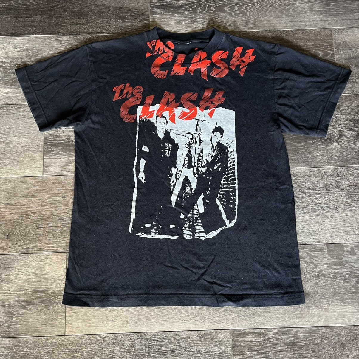 Band Tees Vintage Y2K Sexy Dynamite London The Clash Punk Logo T Shirt Size US M / EU 48-50 / 2 - 1 Thumbnail