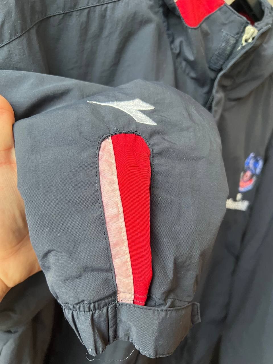 Diadora 2004/05 CRYSTAL PALACE FC TRAINING SOCCER FOOTBALL JACKET L Size US L / EU 52-54 / 3 - 15 Thumbnail