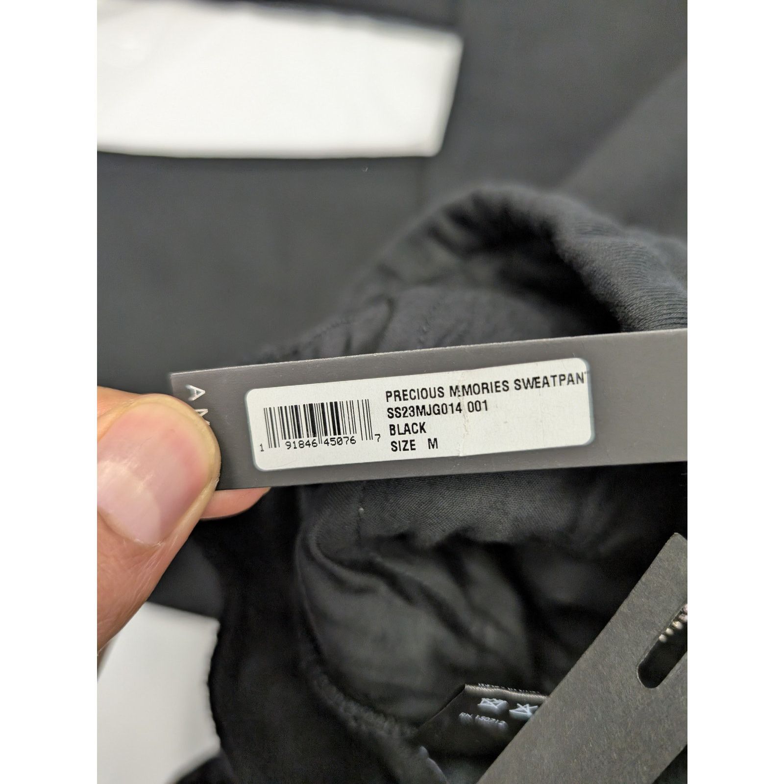 Amiri o1rshd1 Q:2 / Precious Memories Sweatpants in Black Size US 32 / EU 48 - 14 Thumbnail