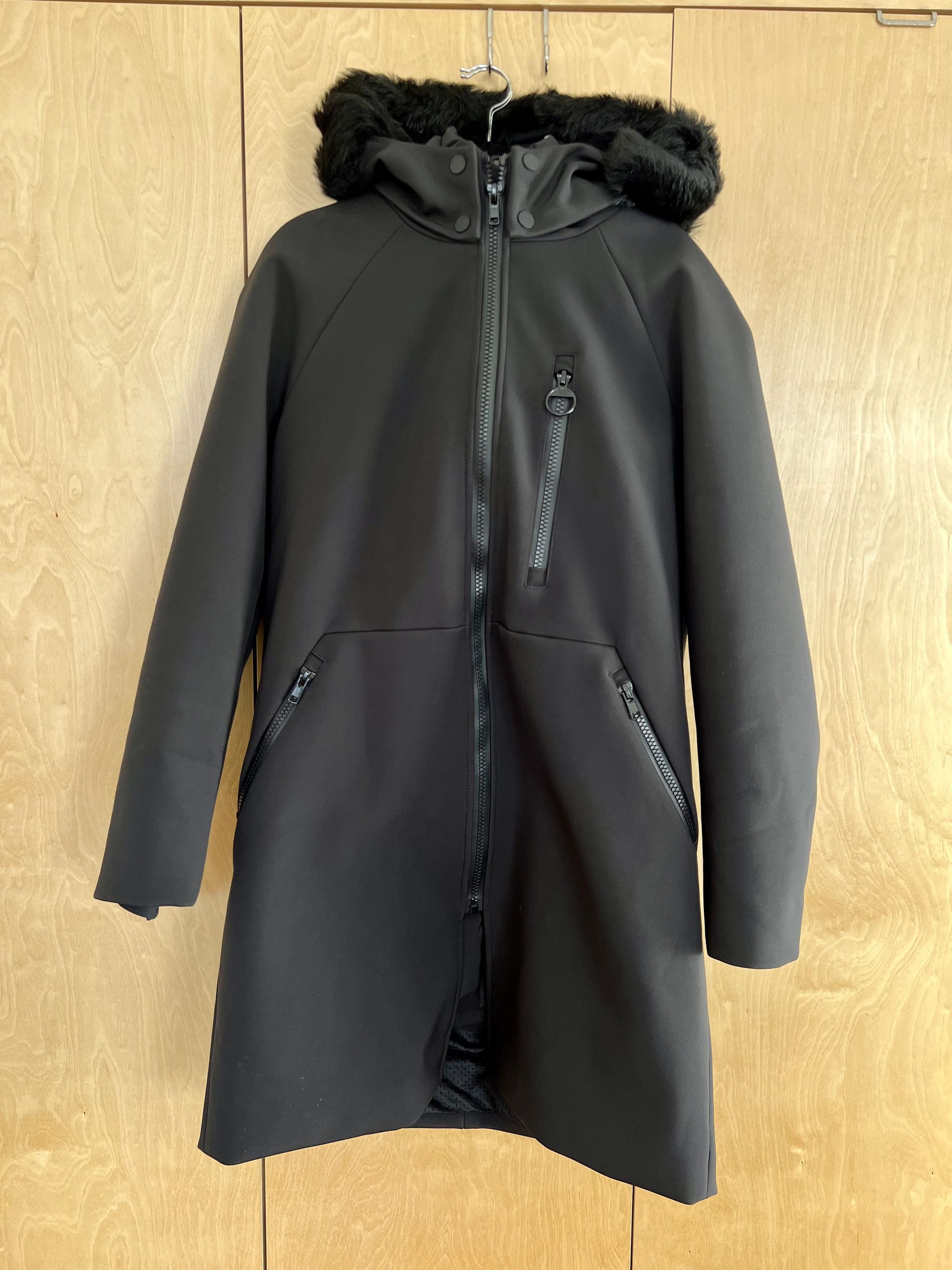 The Arrivals Halstrom IV Parka - Black