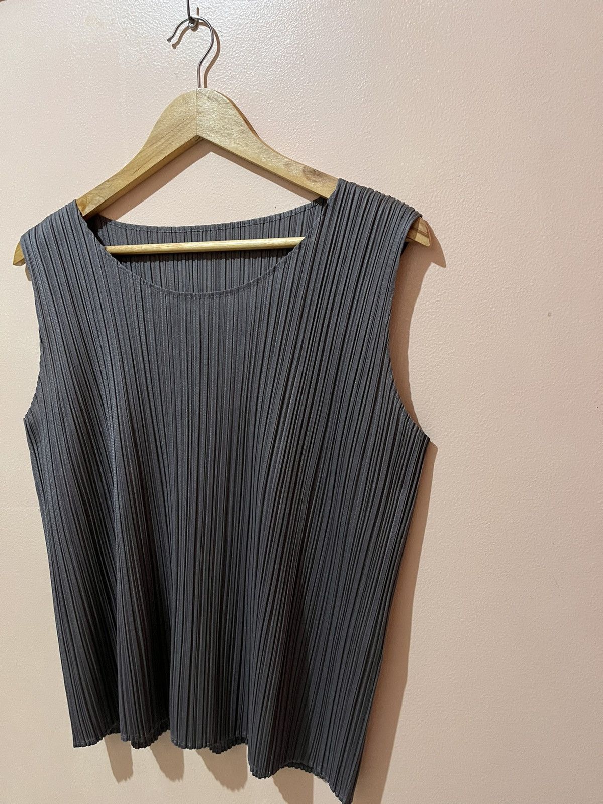 Pleats Please Issey Miyake Pleats Please Issey Miyake - Pleated - Tank Top Size S / US 4 / IT 40 - 8 Thumbnail
