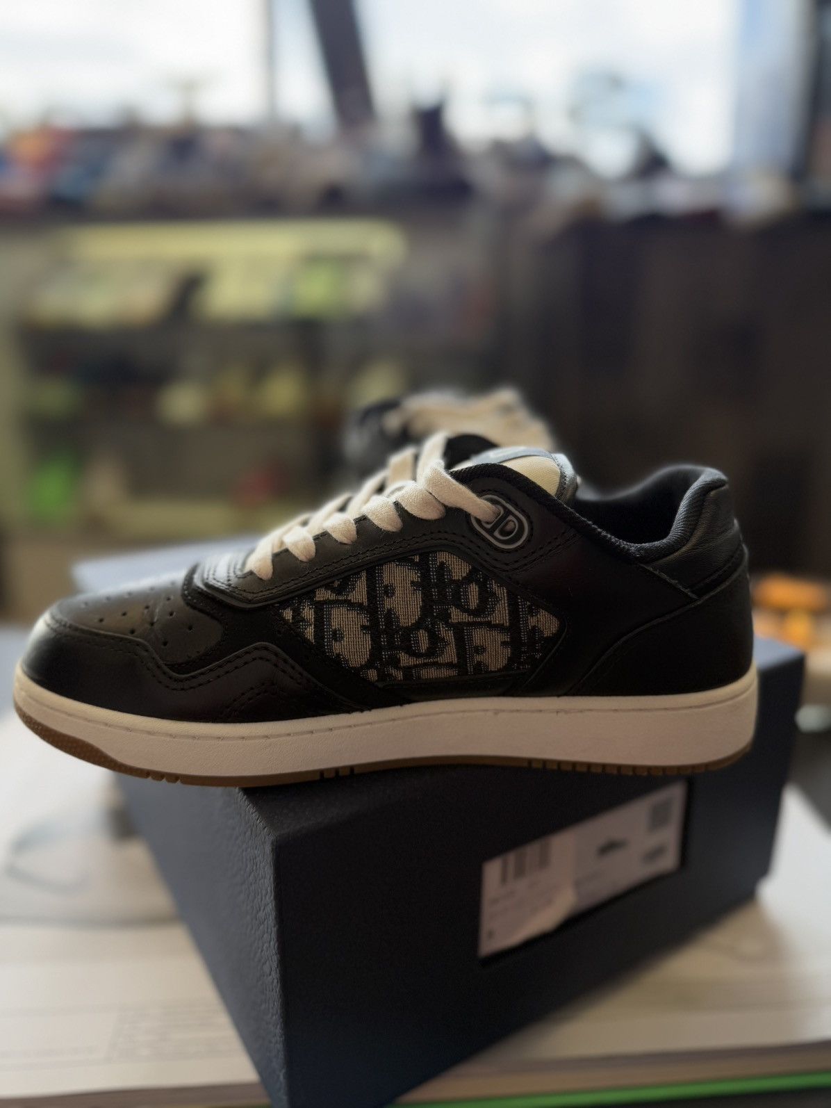 Dior Dior Low Top Calfskin Sneakers Size 38EU/5US Men’s Size US 5 / EU 37 - 6 Thumbnail