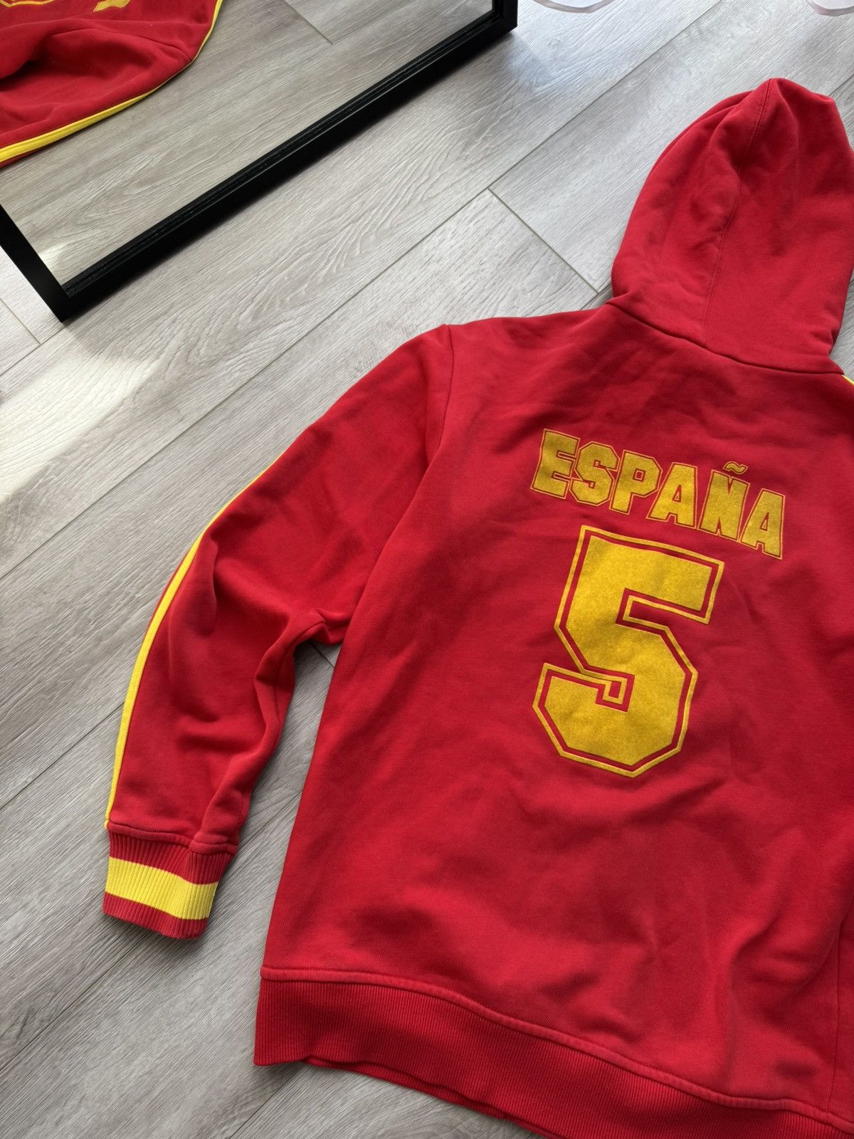 Adidas × Vintage 2011 Spain Adidas Zip Track Jacket Size US S / EU 44-46 / 1 - 8 Thumbnail