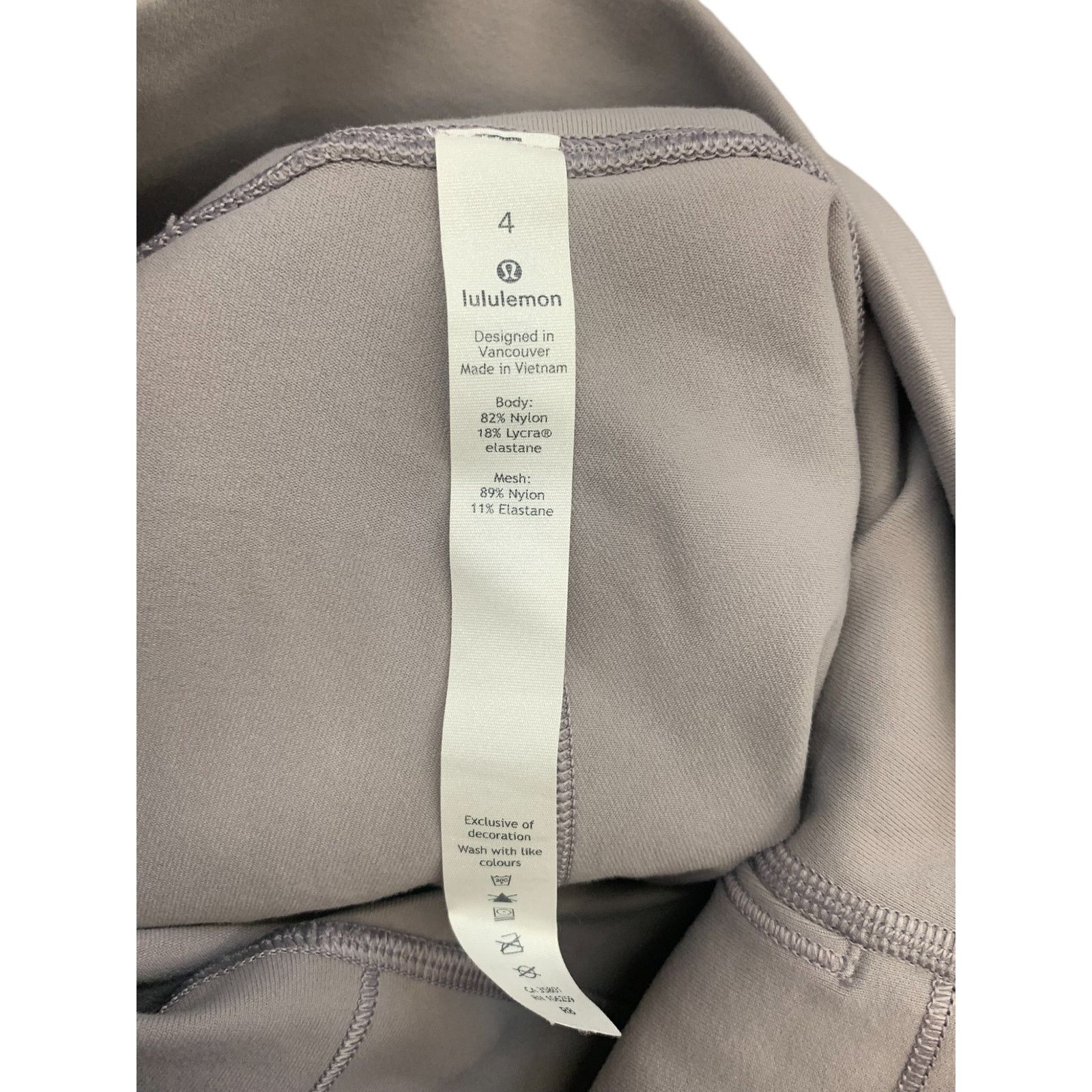 Lululemon Lululemon Wunder Under Pant *Tech Mesh 28" sz 4 Dark Chrome Size 27" / US 4 / IT 40 - 10 Thumbnail