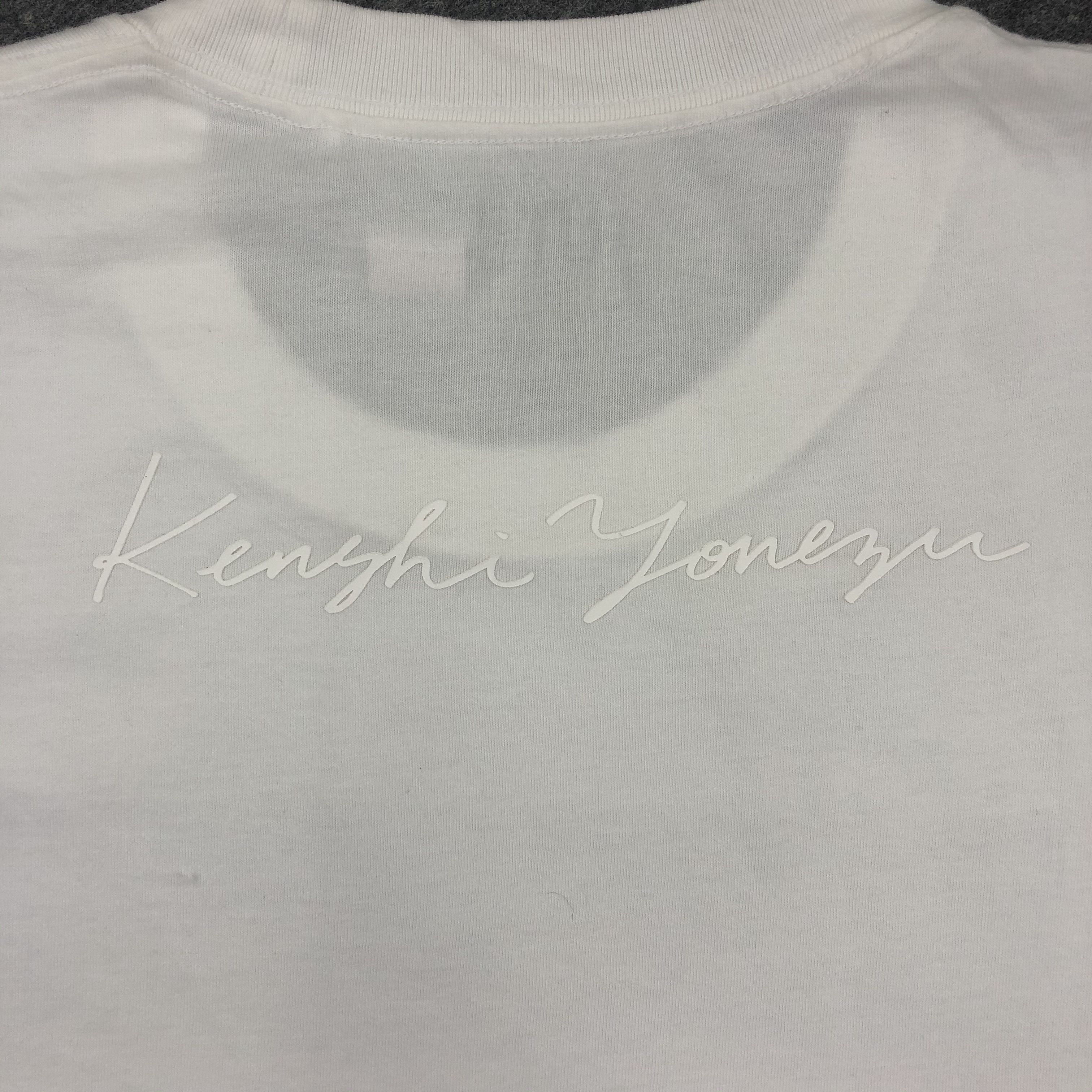 Anime UNIQLO TAPS JAPANESE MUSICIAN KENSHI YONEZU TSHIRT - H045 Size US L / EU 52-54 / 3 - 10 Thumbnail