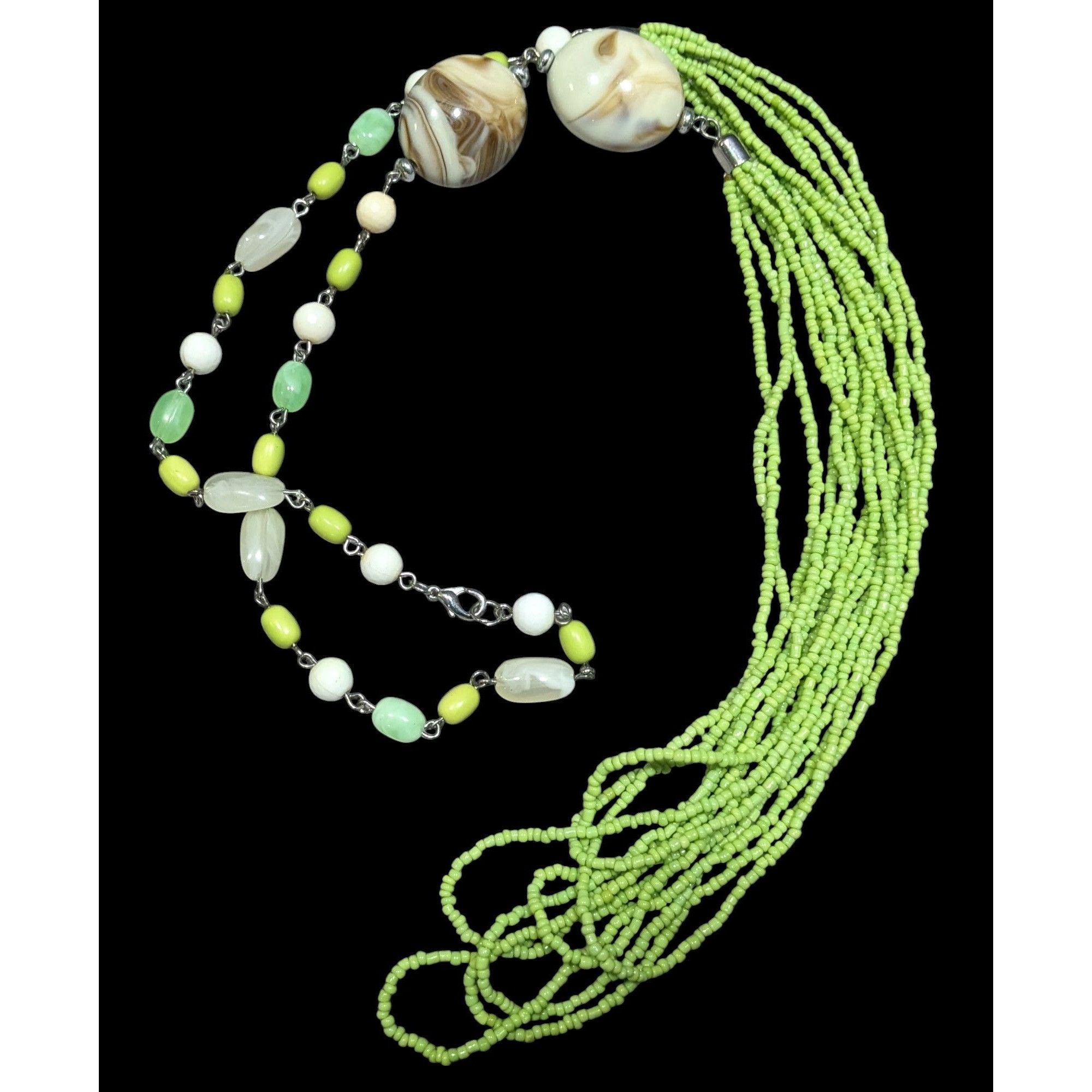 Other Vintage Fairycore Green Glass And Acrylic Beaded Necklace Size ONE SIZE - 1 Thumbnail