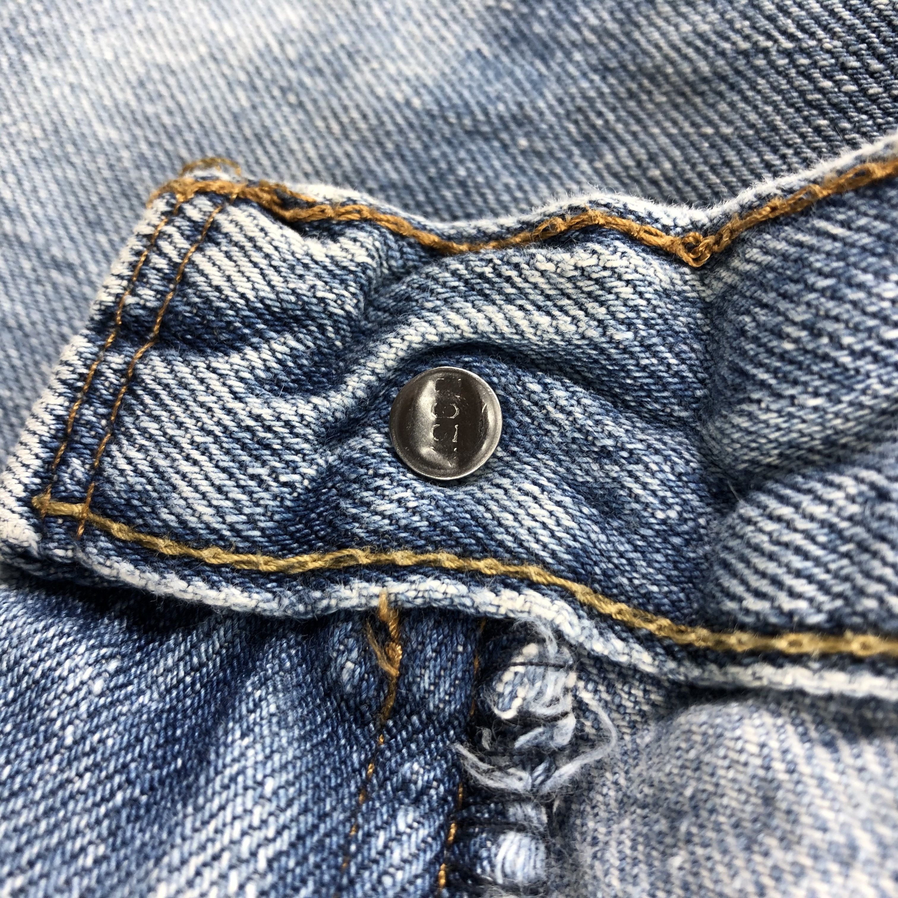 Levi's Vintage Blue Wash Levis 505 Jeans-J2381 Size US 32 / EU 48 - 10 Thumbnail