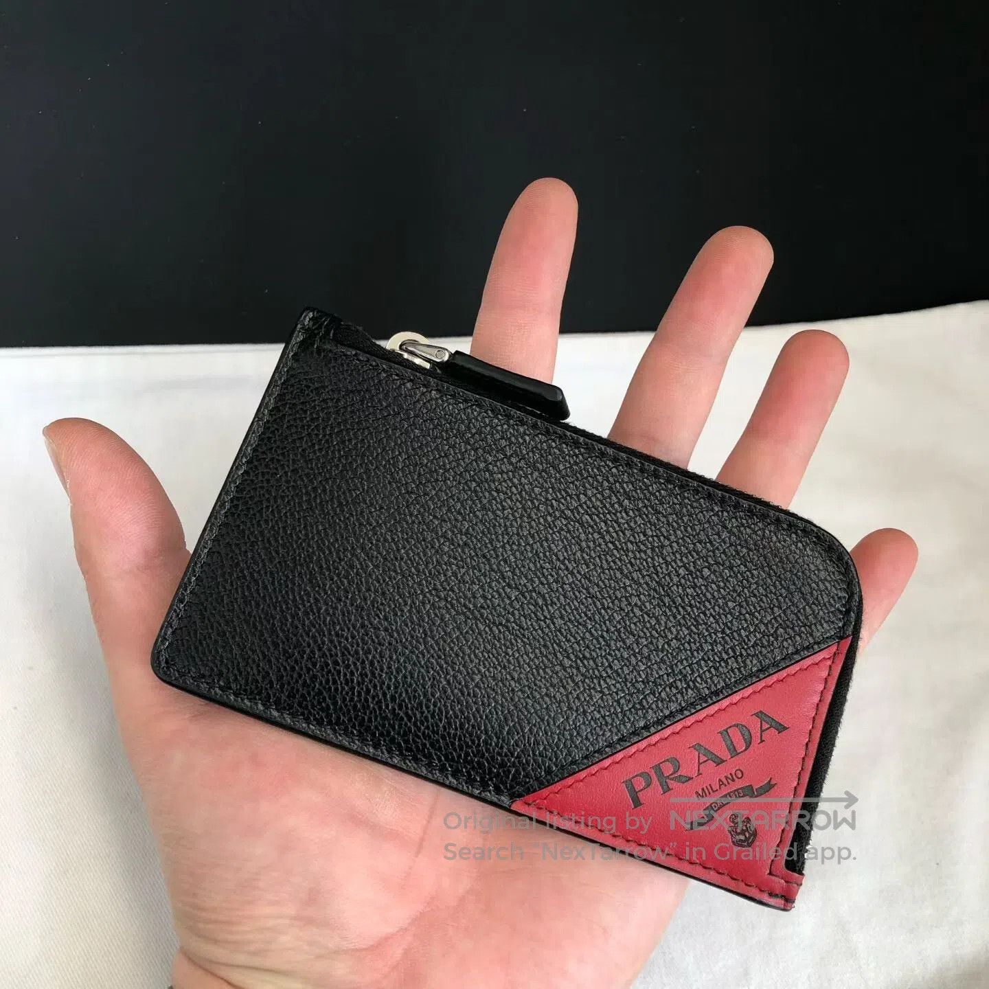 Prada Prada Classic Black Red Zip Card Case. Size ONE SIZE - 5 Thumbnail