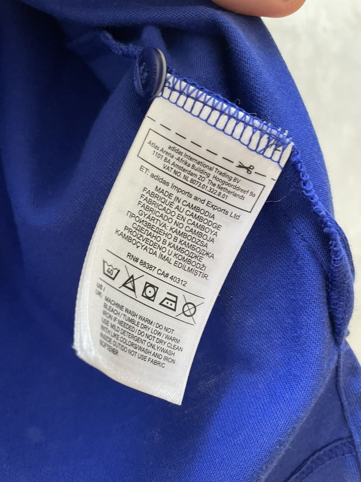 Adidas × Chelsea Soccer × Vintage Polo Chelsea 2015-2016 Adidas soccer jersey Size US M / EU 48-50 / 2 - 4 Thumbnail