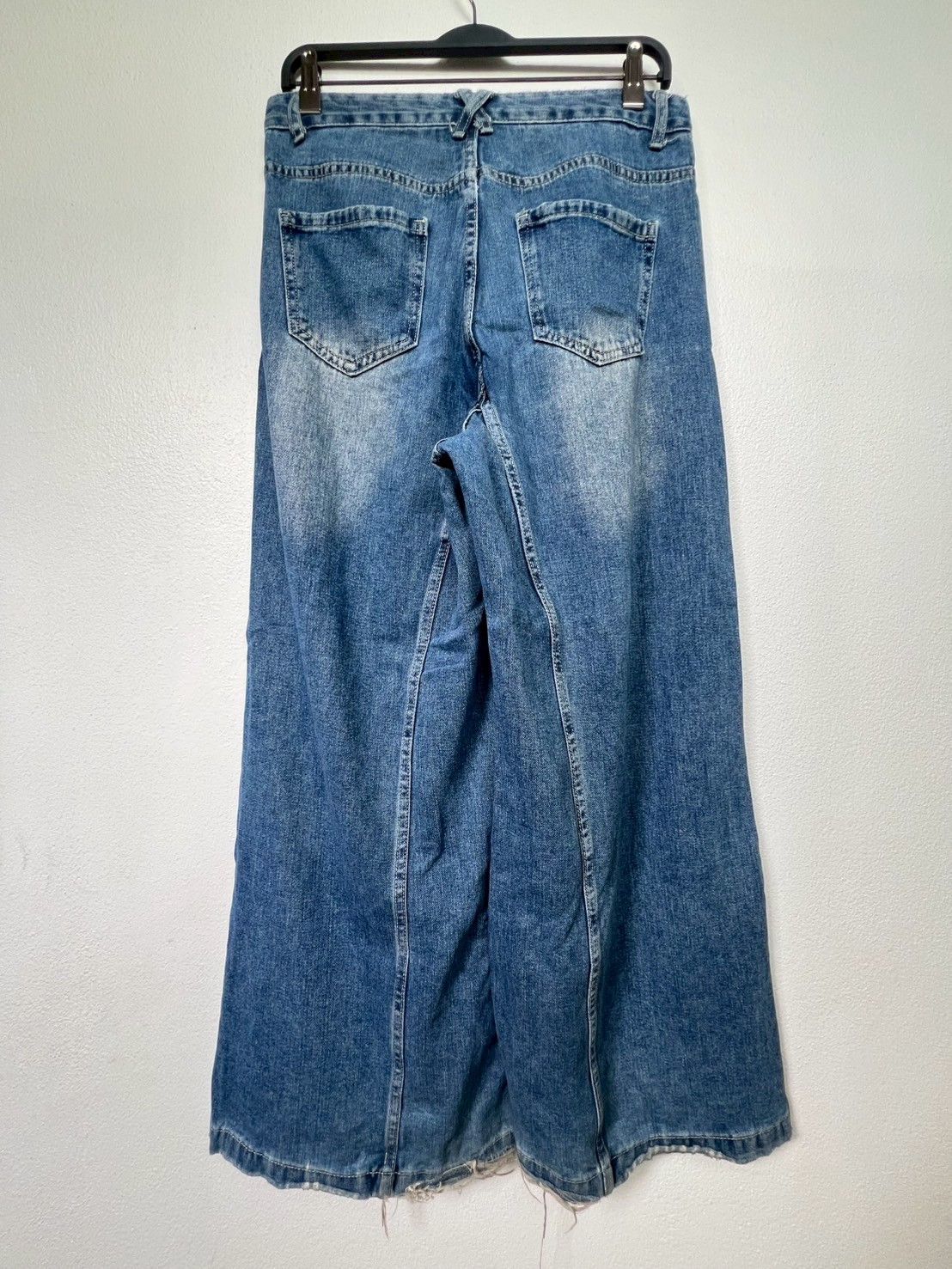 Vintage VINTAGE WIDE LEG DENIM PANTS DISTRESSED Size US 32 / EU 48 - 4 Thumbnail