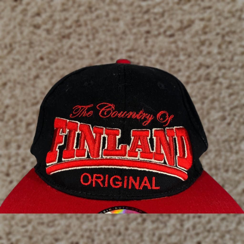 Vintage The Country Of Finland Cap Adult Red Black Cotton Limited Edition Size ONE SIZE - 1 Thumbnail
