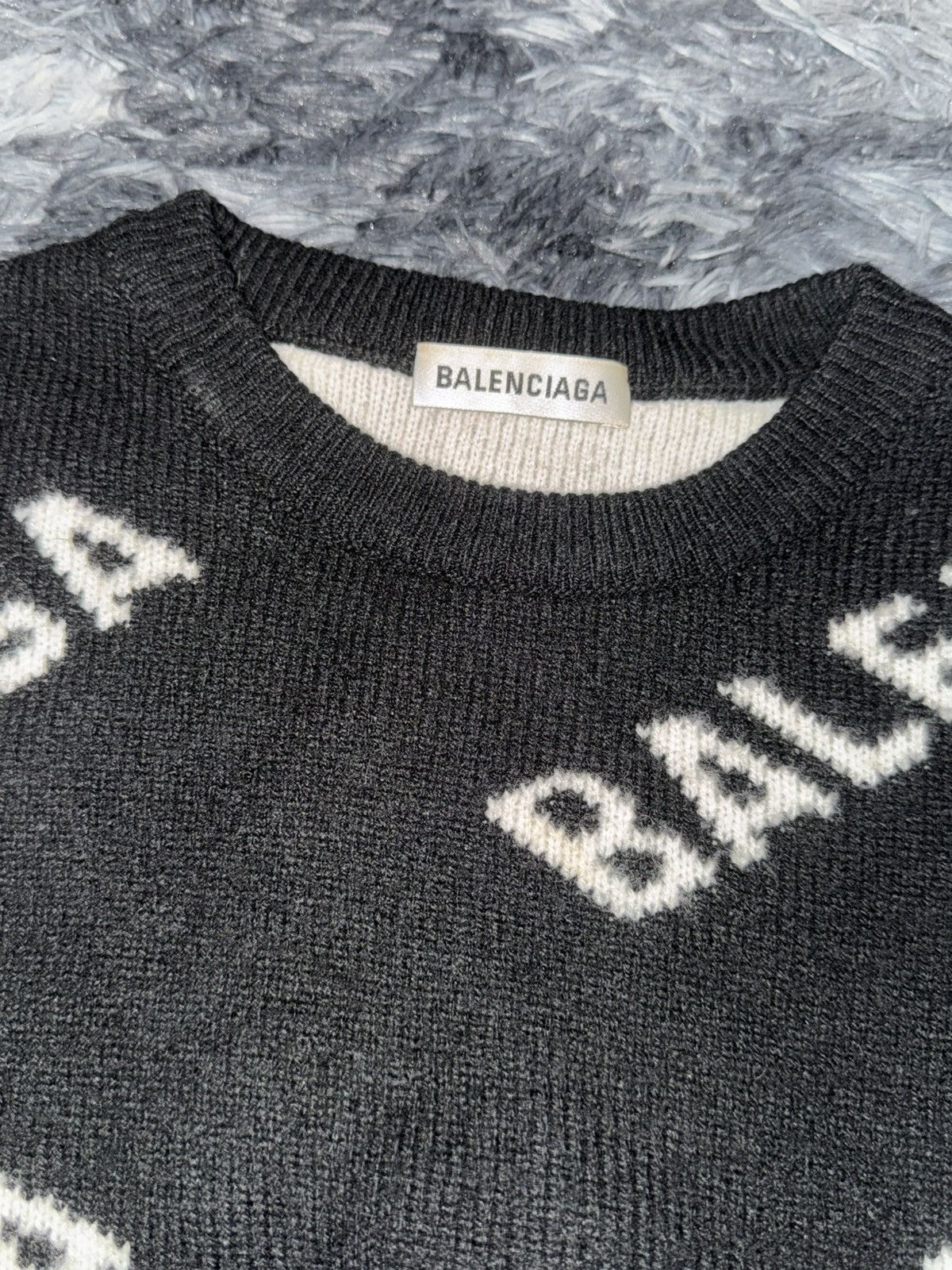 Balenciaga Balenciaga logo knit Size US XS / EU 42 / 0 - 3 Thumbnail