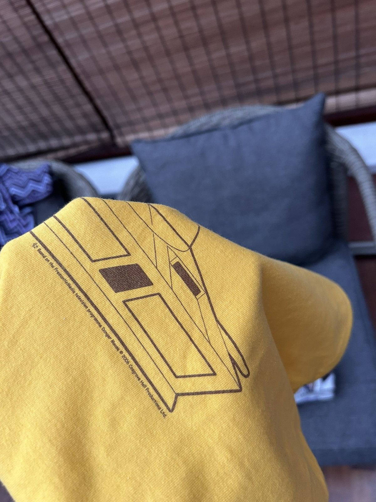 Fruit Of The Loom Vintage 2006 Danger Mouse 25th Anniversary Yellow T-Shirt Size US L / EU 52-54 / 3 - 5 Thumbnail