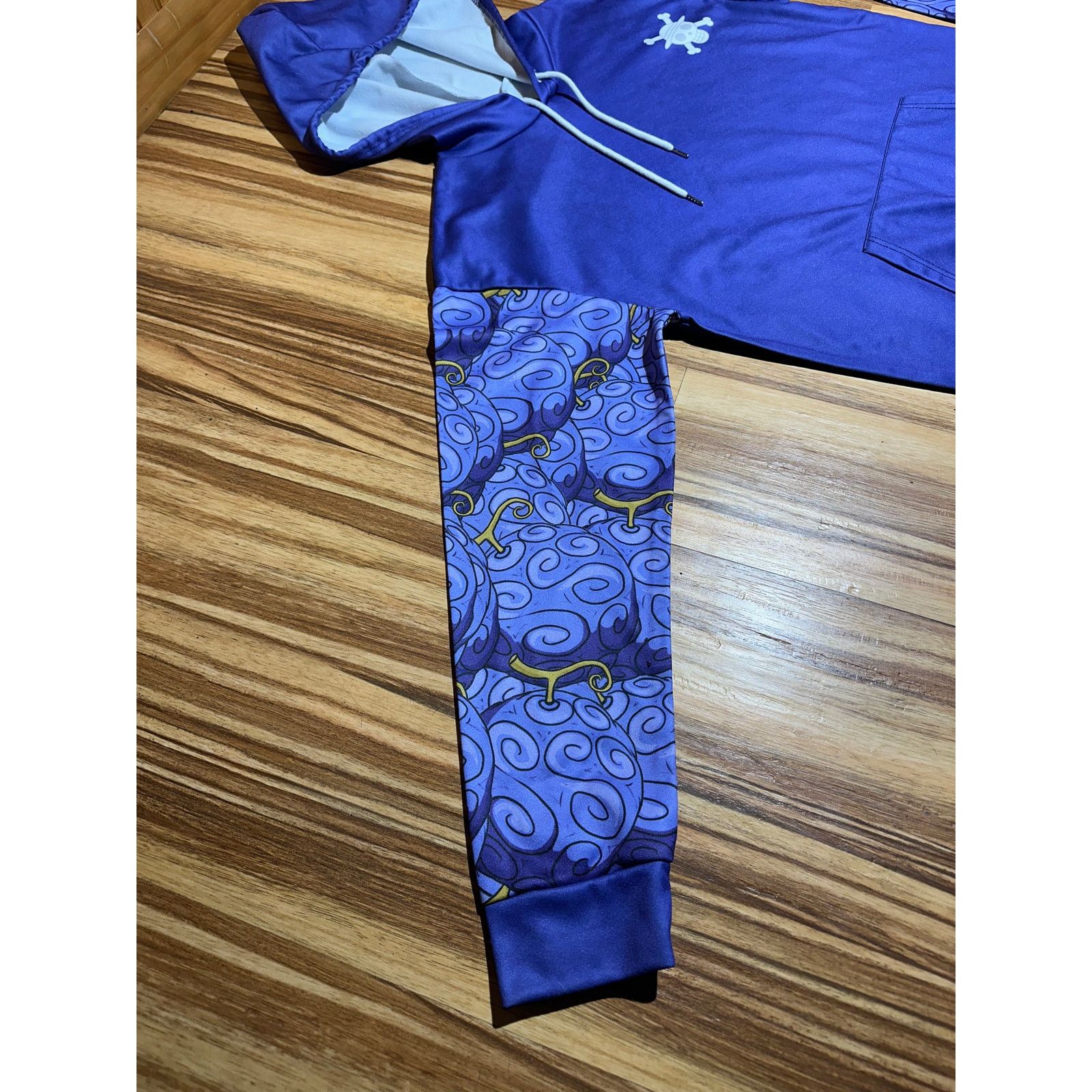 & Other Stories One Piece Gum Gun Fruit Luffy Hoodie Size Medium Size US M / EU 48-50 / 2 - 3 Thumbnail