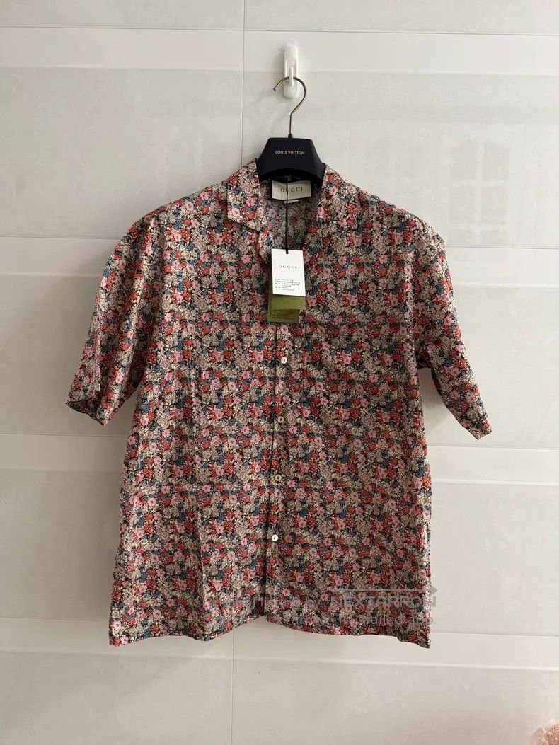 Gucci Gucci Short-sleeved shirt with broken flowers Size US M / EU 48-50 / 2 - 1 Thumbnail